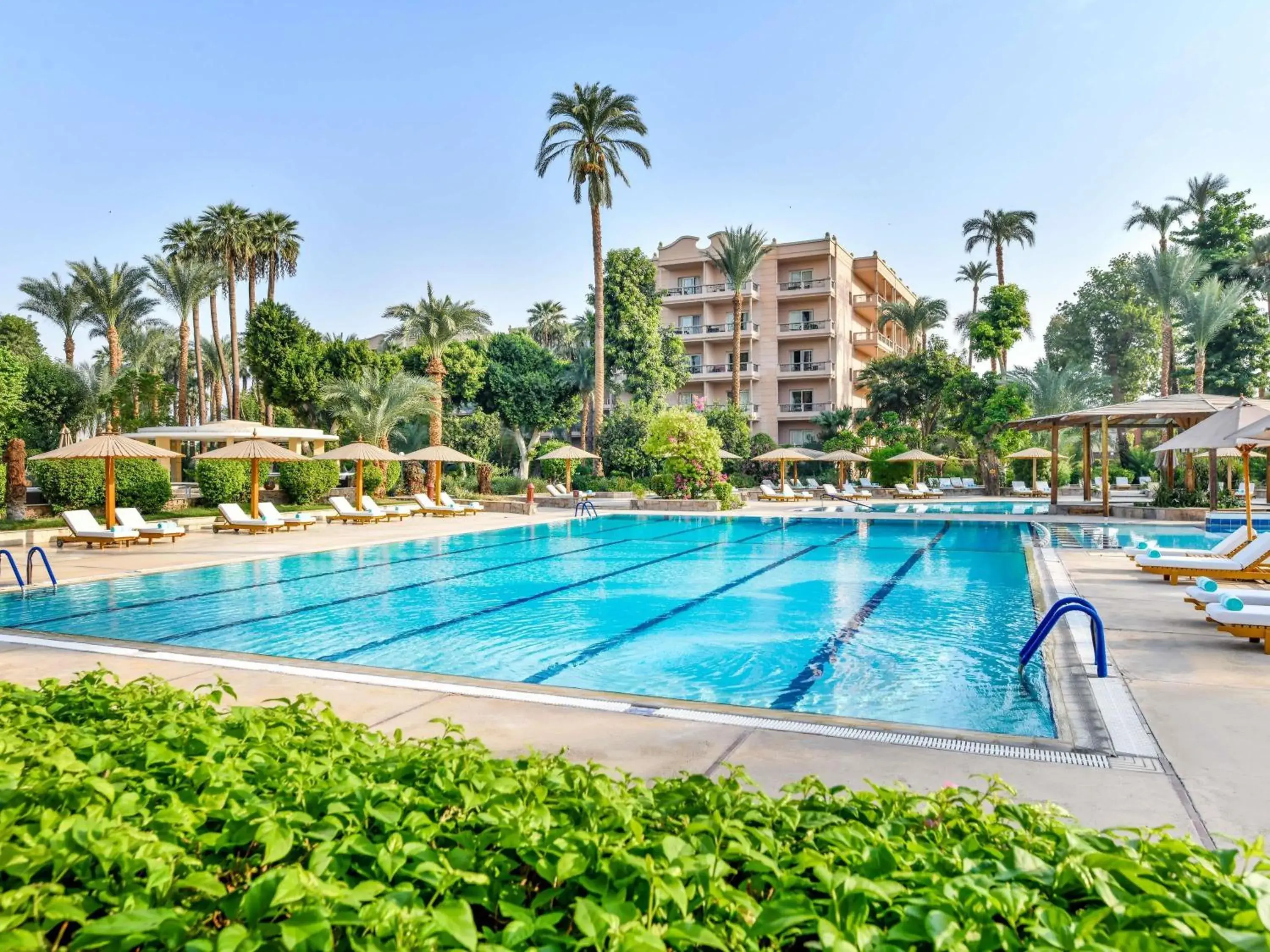 Pool view in Pavillon Winter Luxor Pool view in Pavillon Winter Luxor