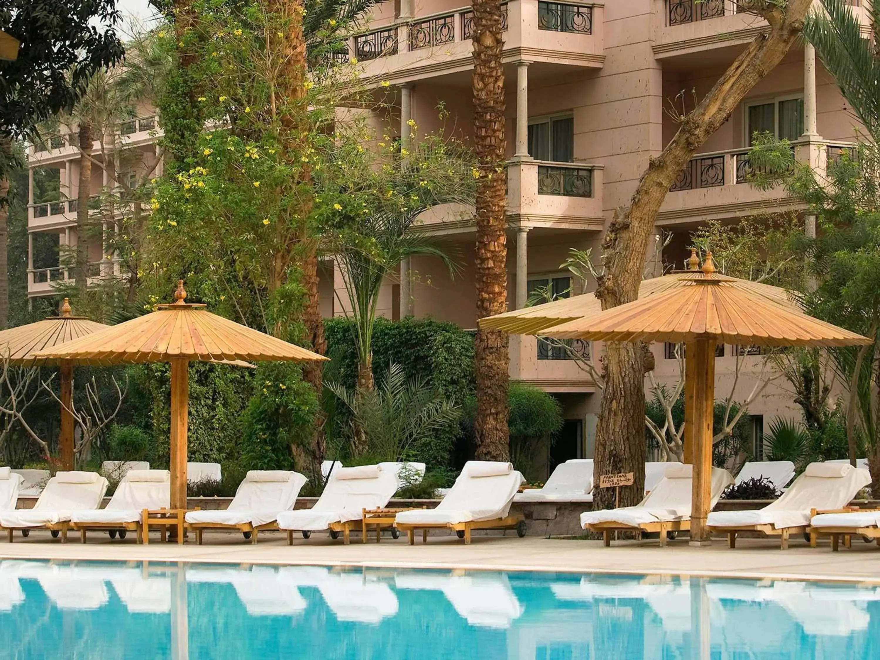Pool view in Pavillon Winter Luxor Pool view in Pavillon Winter Luxor