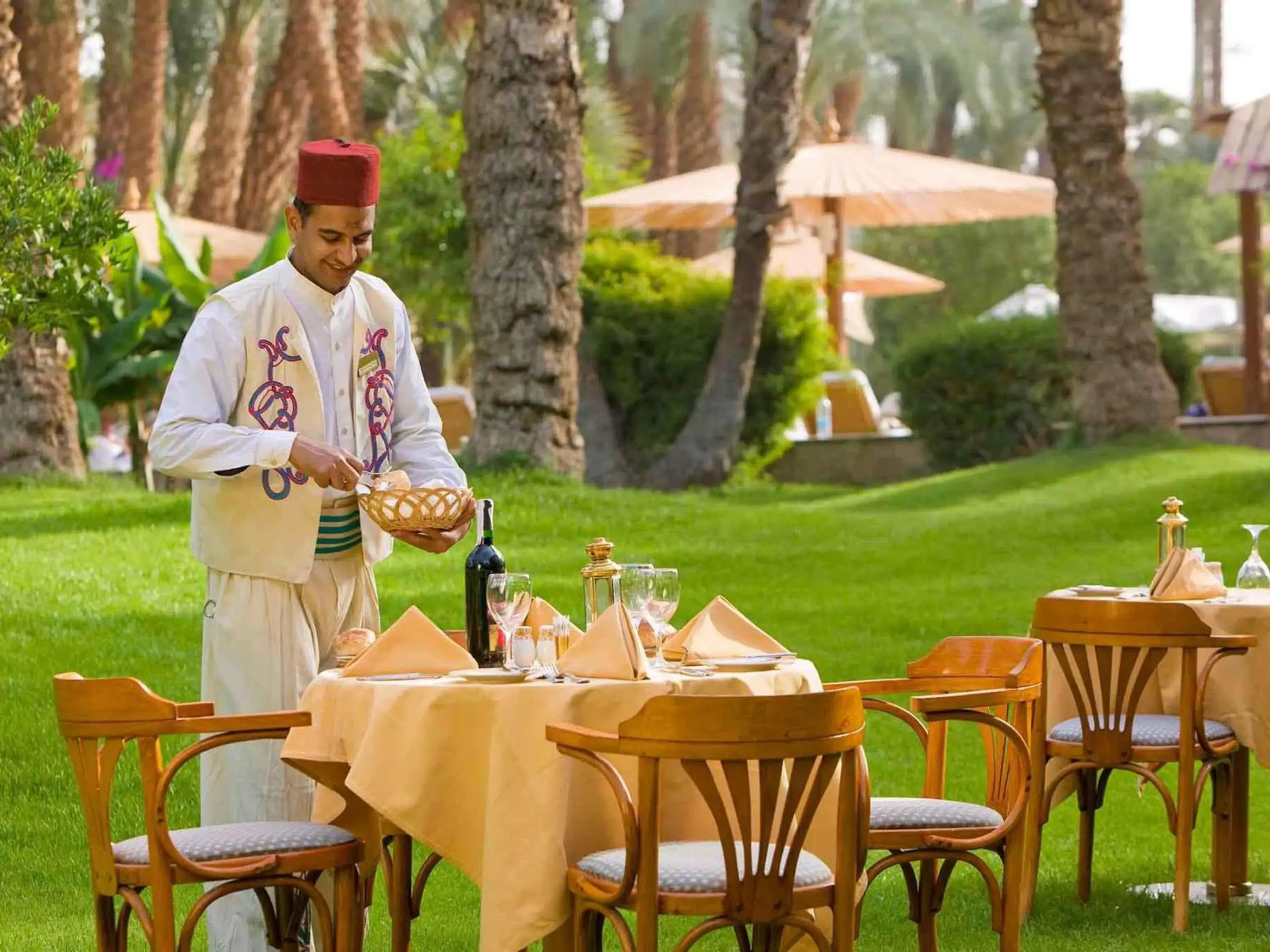 Restaurant/places to eat in Pavillon Winter Luxor Restaurant/places to eat in Pavillon Winter Luxor