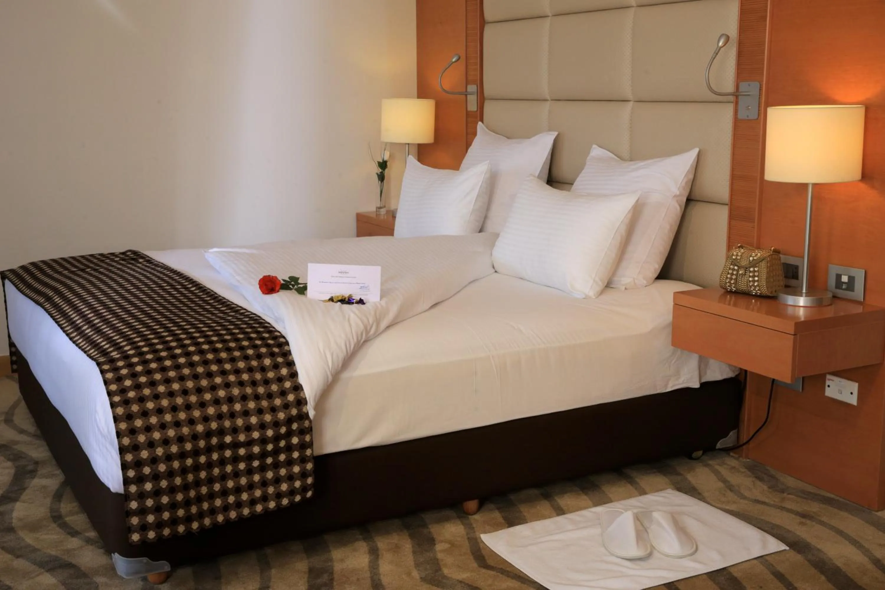 Bed in Mercure Ismailia Forsan Island