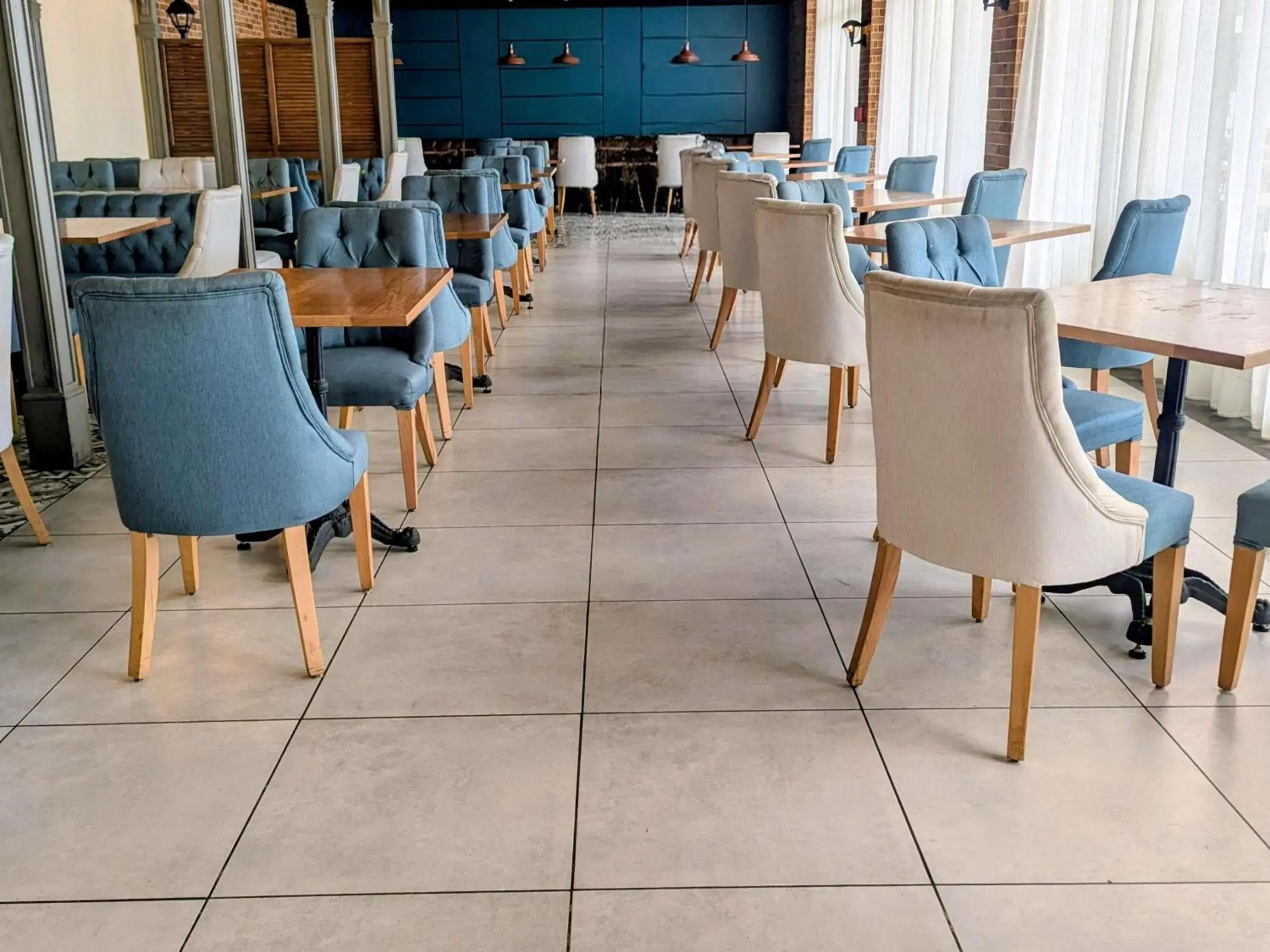 Restaurant/places to eat in Mercure Ismailia Forsan Island Restaurant/places to eat in Mercure Ismailia Forsan Island