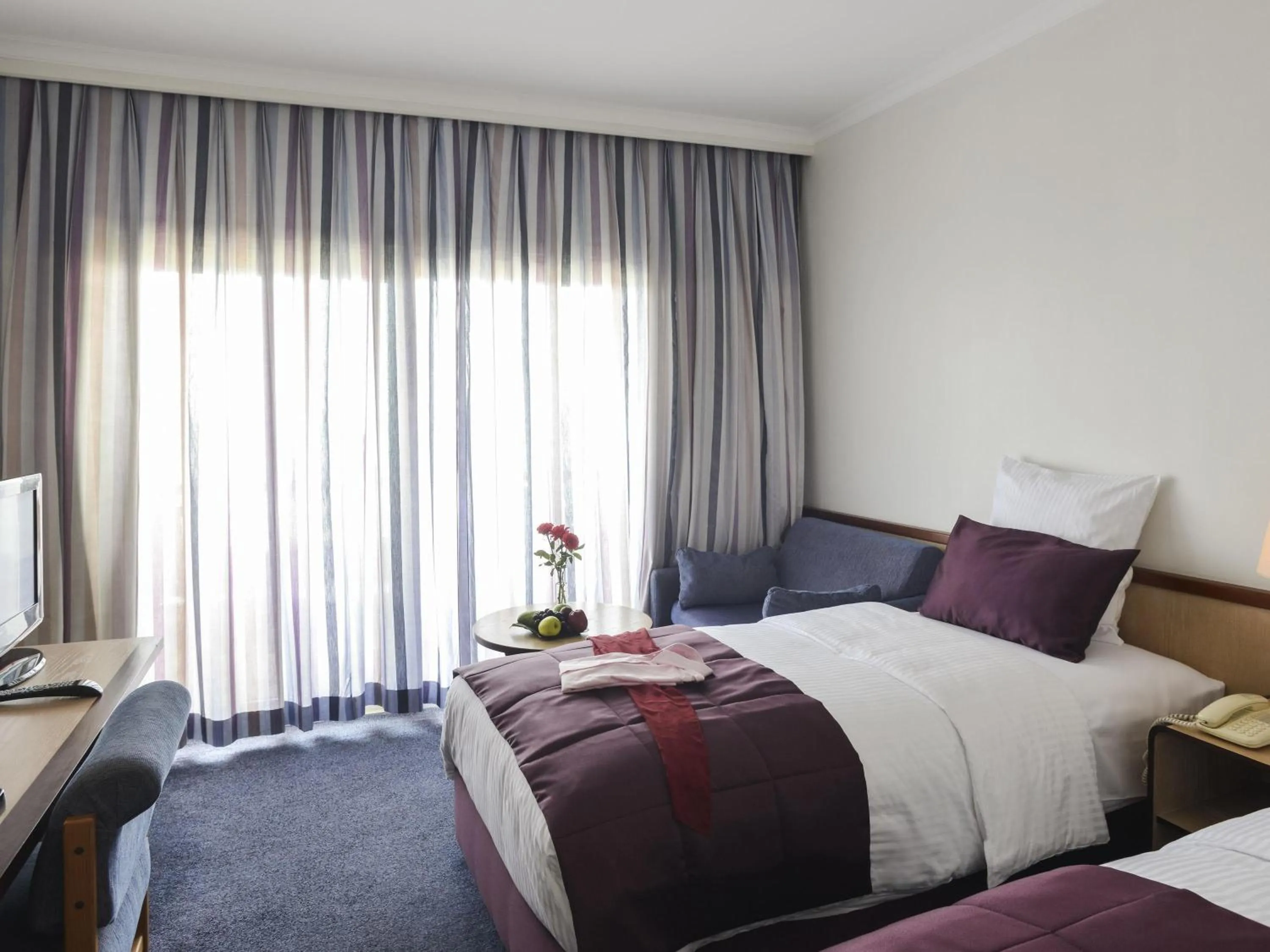 Bedroom, Bed in Mercure Ismailia Forsan Island