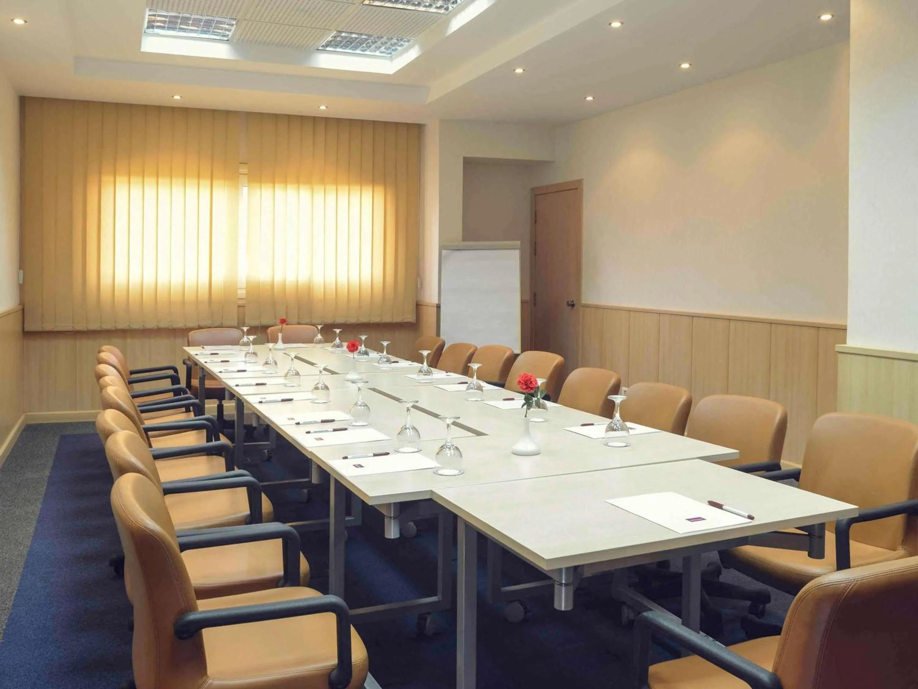 Business facilities in Mercure Ismailia Forsan Island