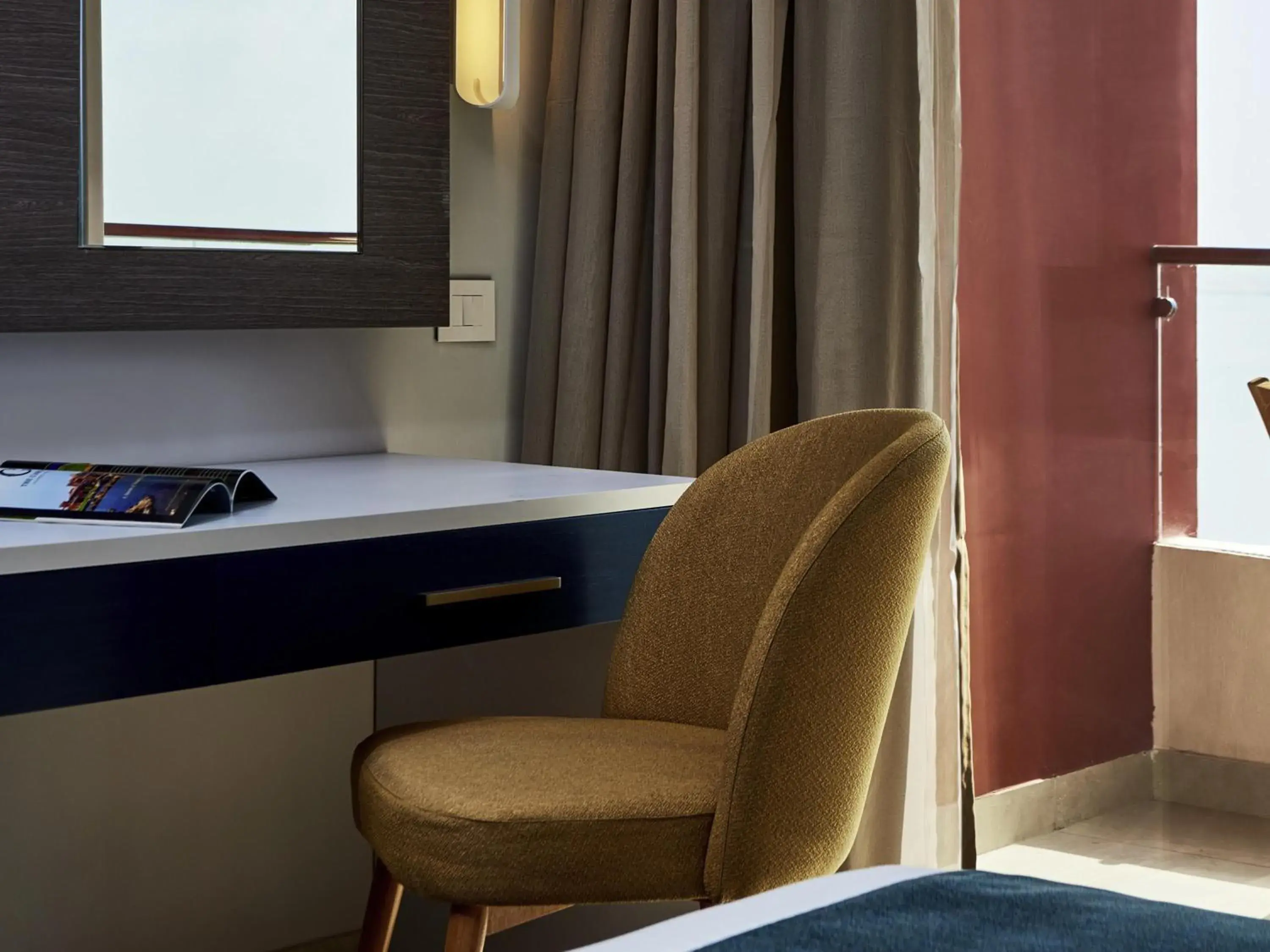 Bedroom, Bed in Mercure Ismailia Forsan Island Bedroom, Bed in Mercure Ismailia Forsan Island