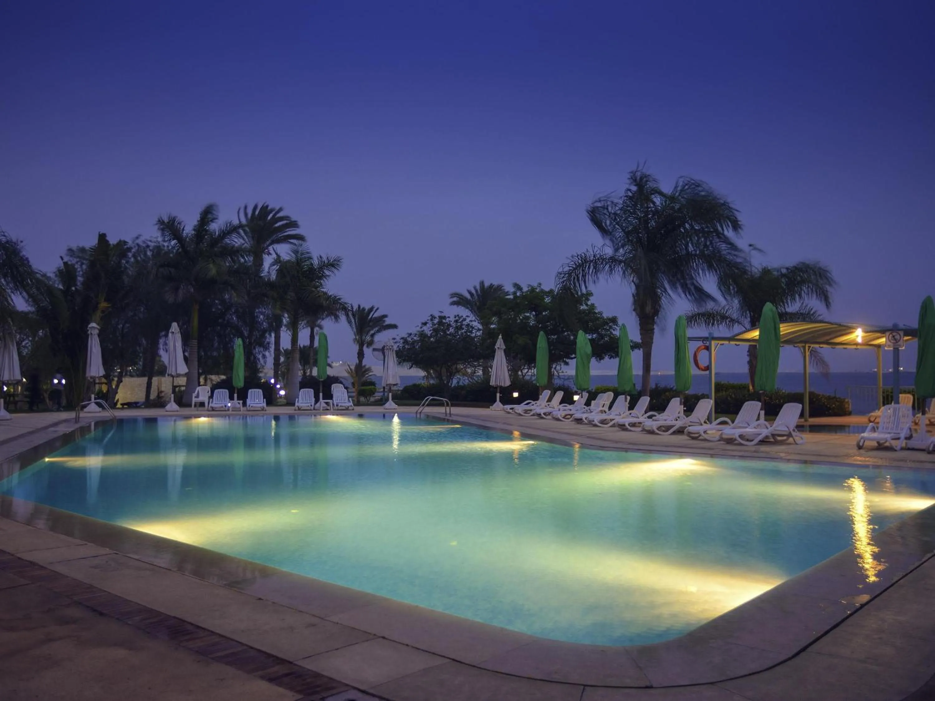 Pool view in Mercure Ismailia Forsan Island