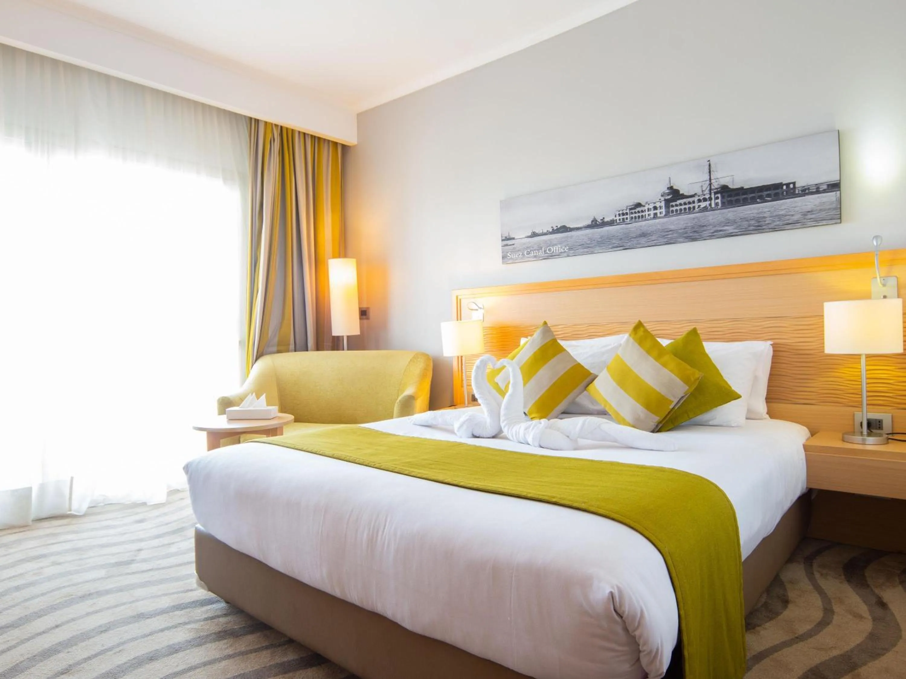 Bedroom, Bed in Mercure Ismailia Forsan Island