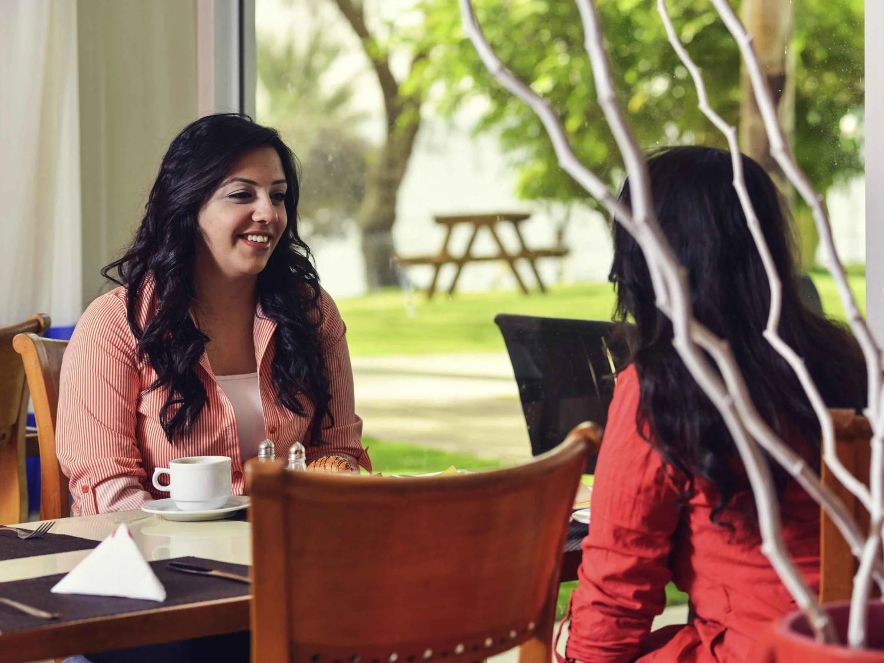 Restaurant/places to eat in Mercure Ismailia Forsan Island