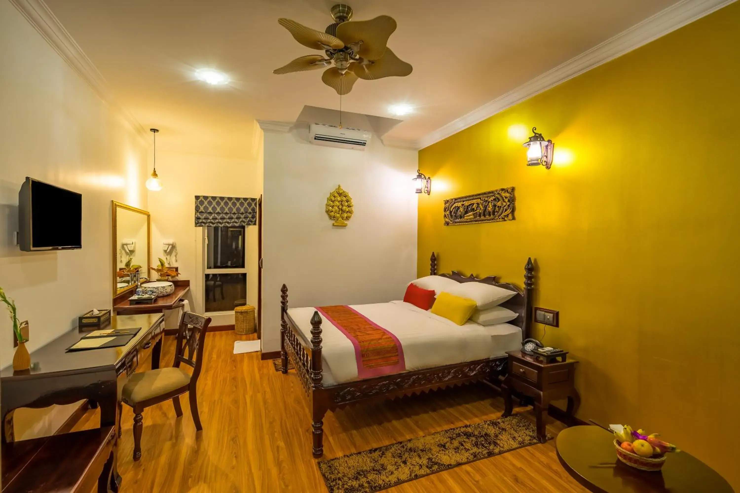 Superior Queen Room in Beyond Yangon Inn Superior Queen Room in Beyond Yangon Inn