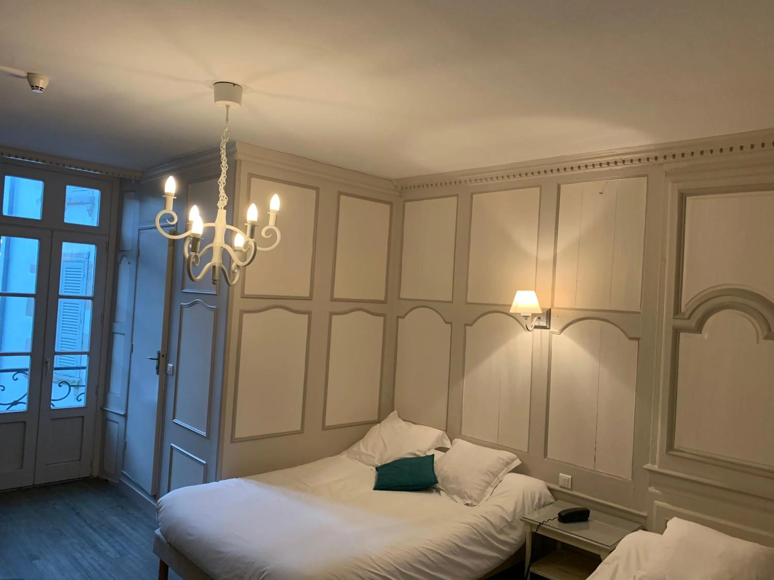 Bed in Au Fin Gourmet