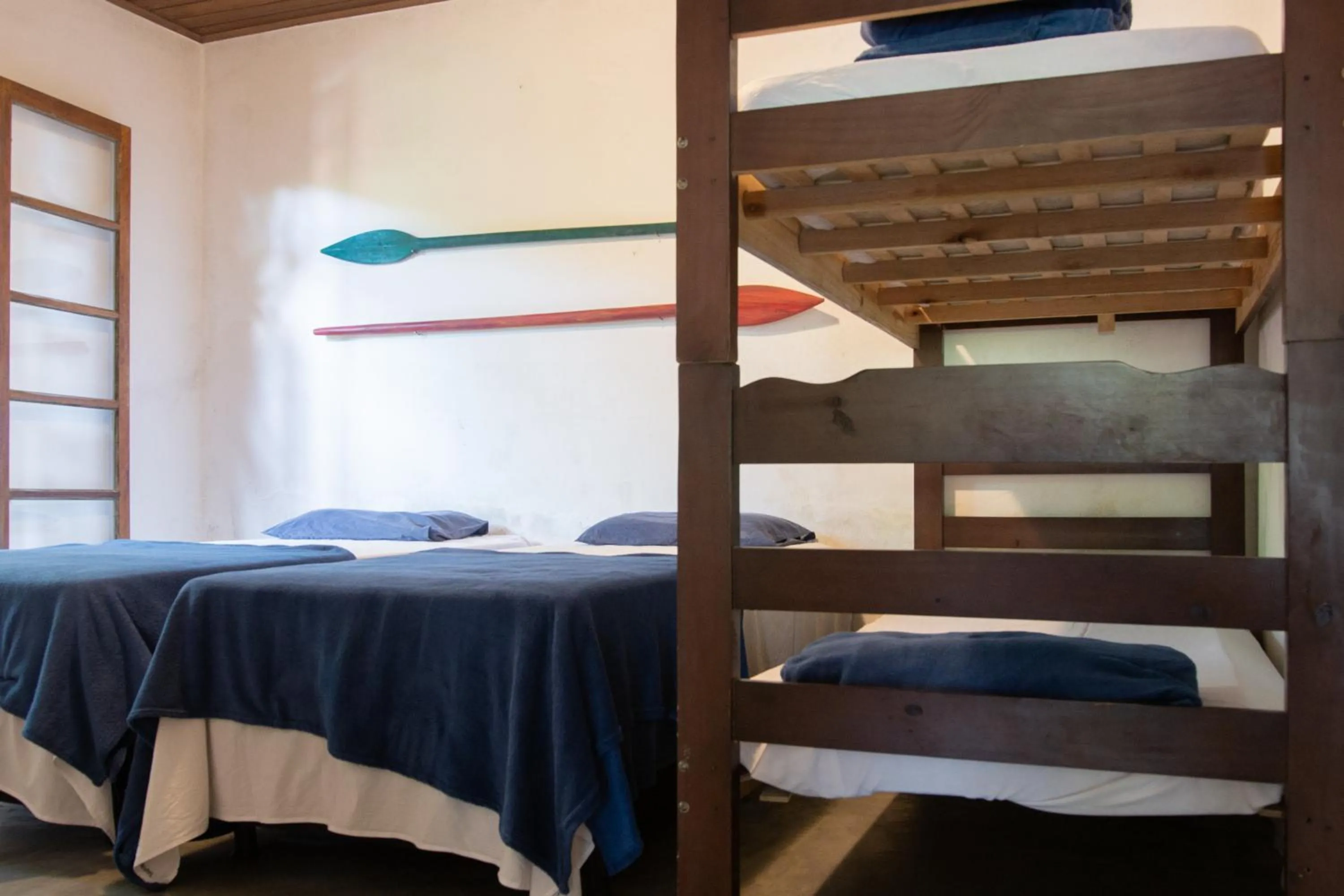 Photo of the whole room, Bed in Sambaqui Hostel