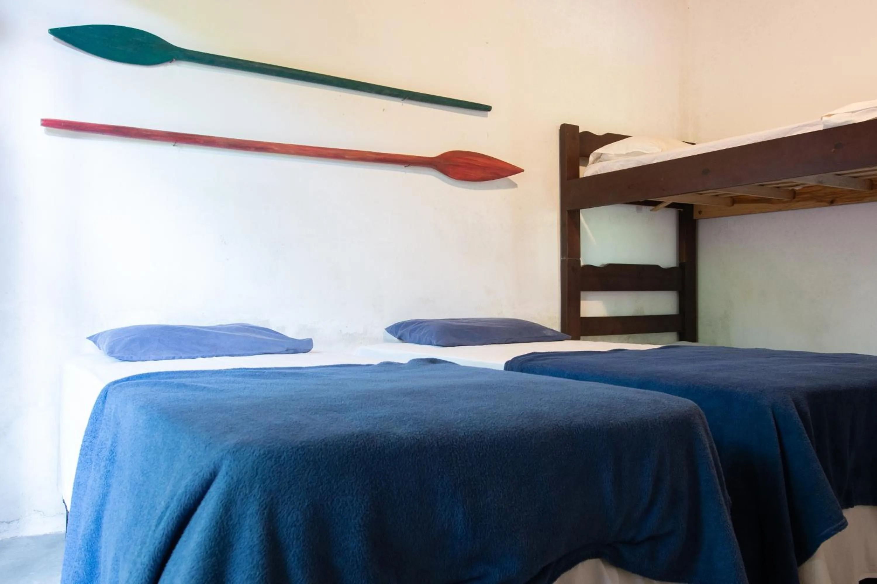 Photo of the whole room, Bed in Sambaqui Hostel