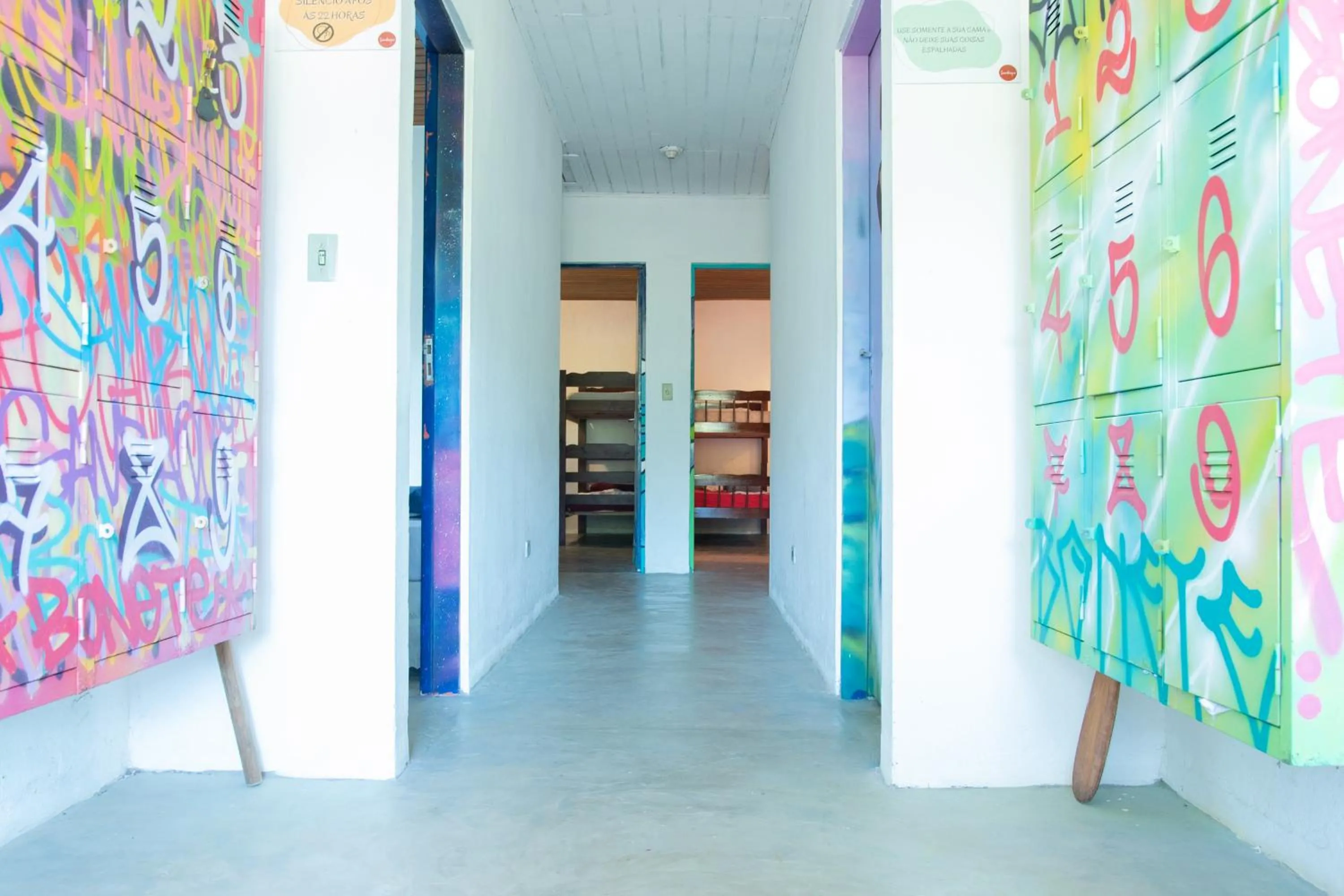 Facade/entrance in Sambaqui Hostel