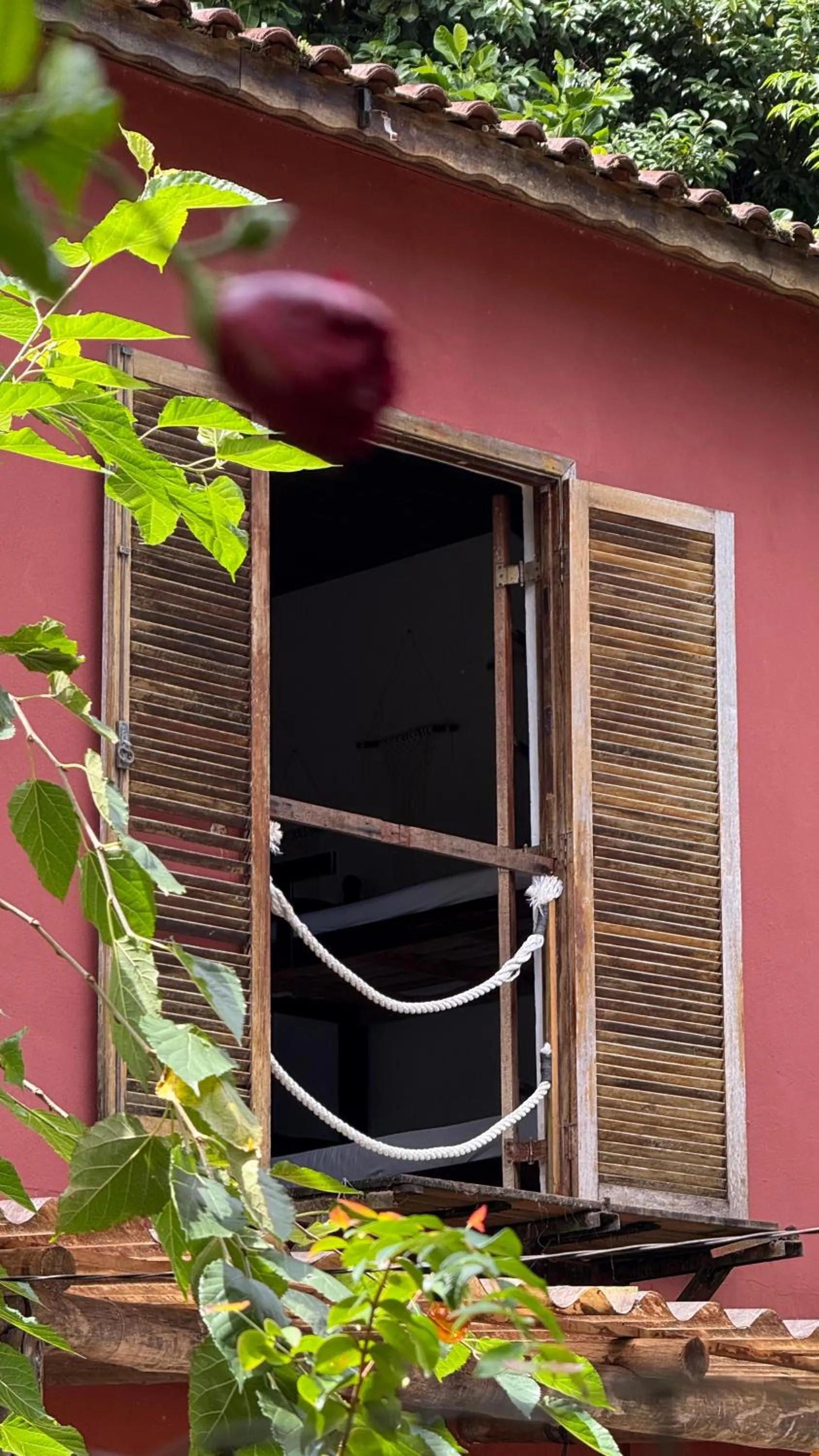 Property building in Sambaqui Hostel
