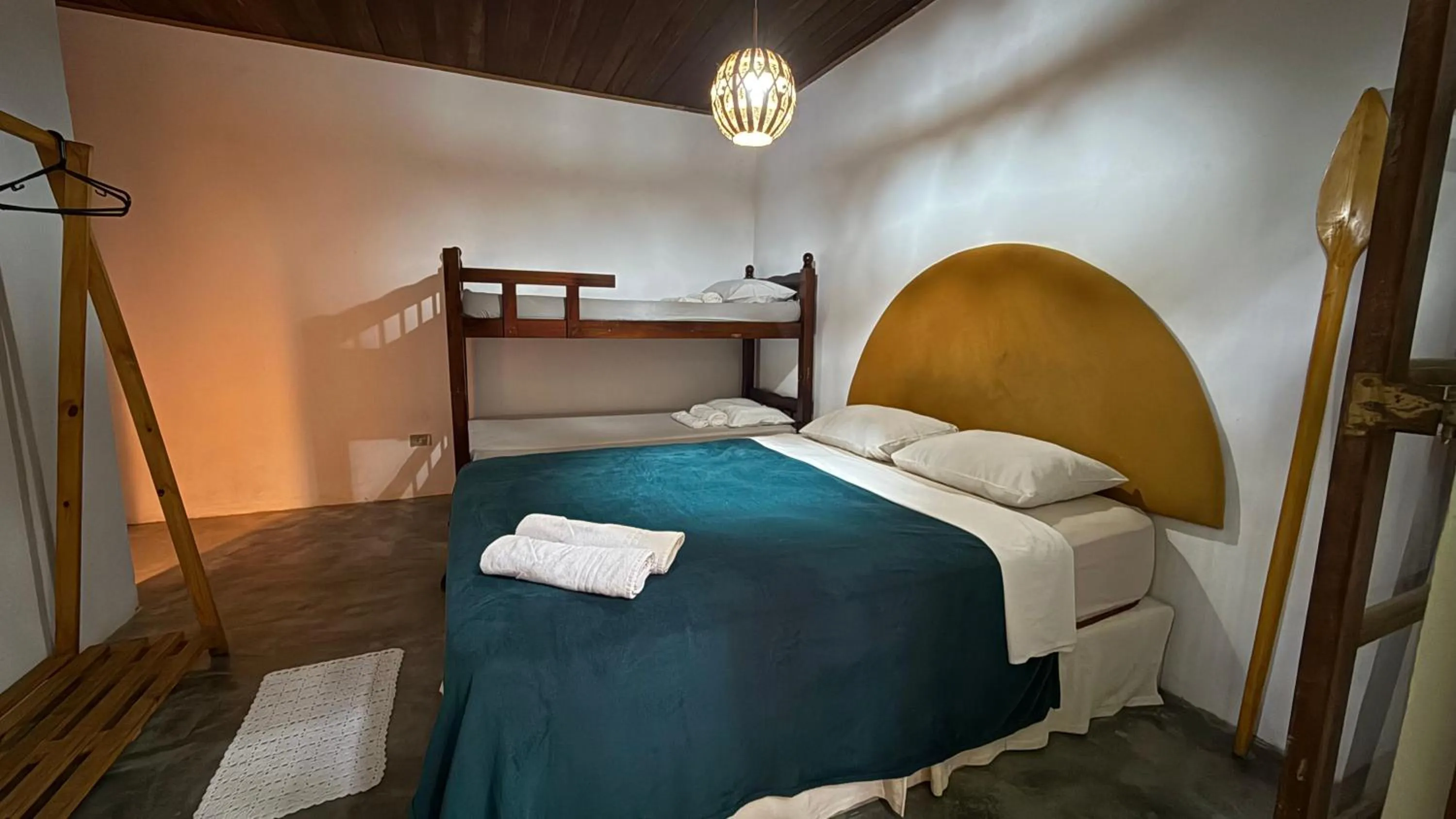 Photo of the whole room, Bed in Sambaqui Hostel