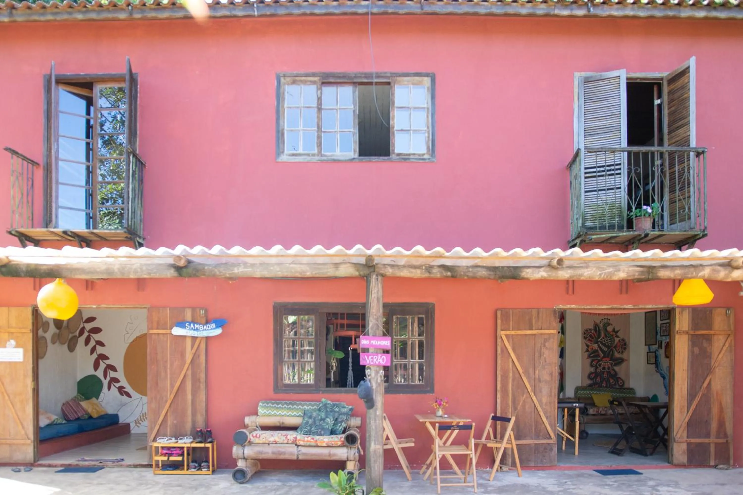 Property building in Sambaqui Hostel