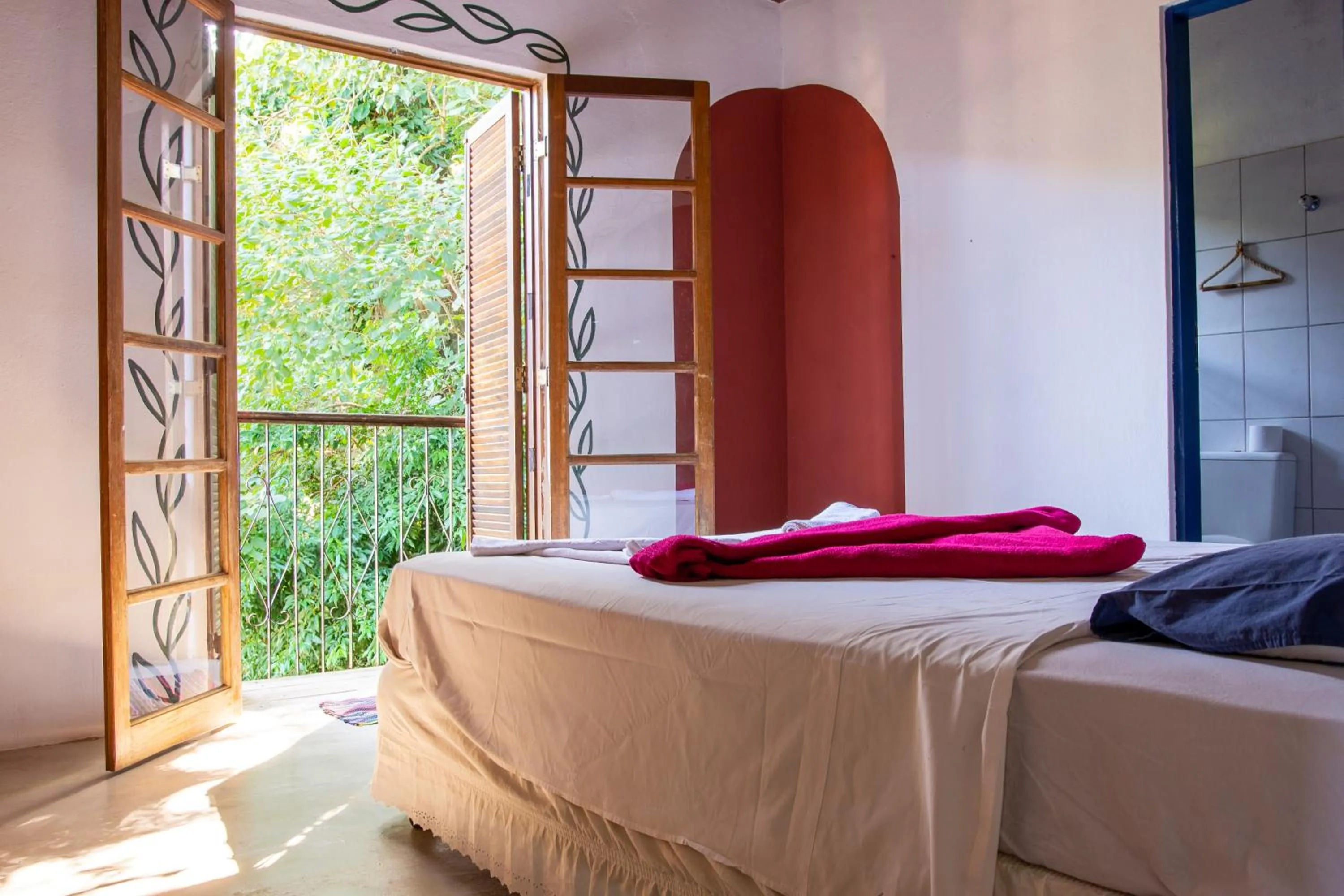 Photo of the whole room, Bed in Sambaqui Hostel