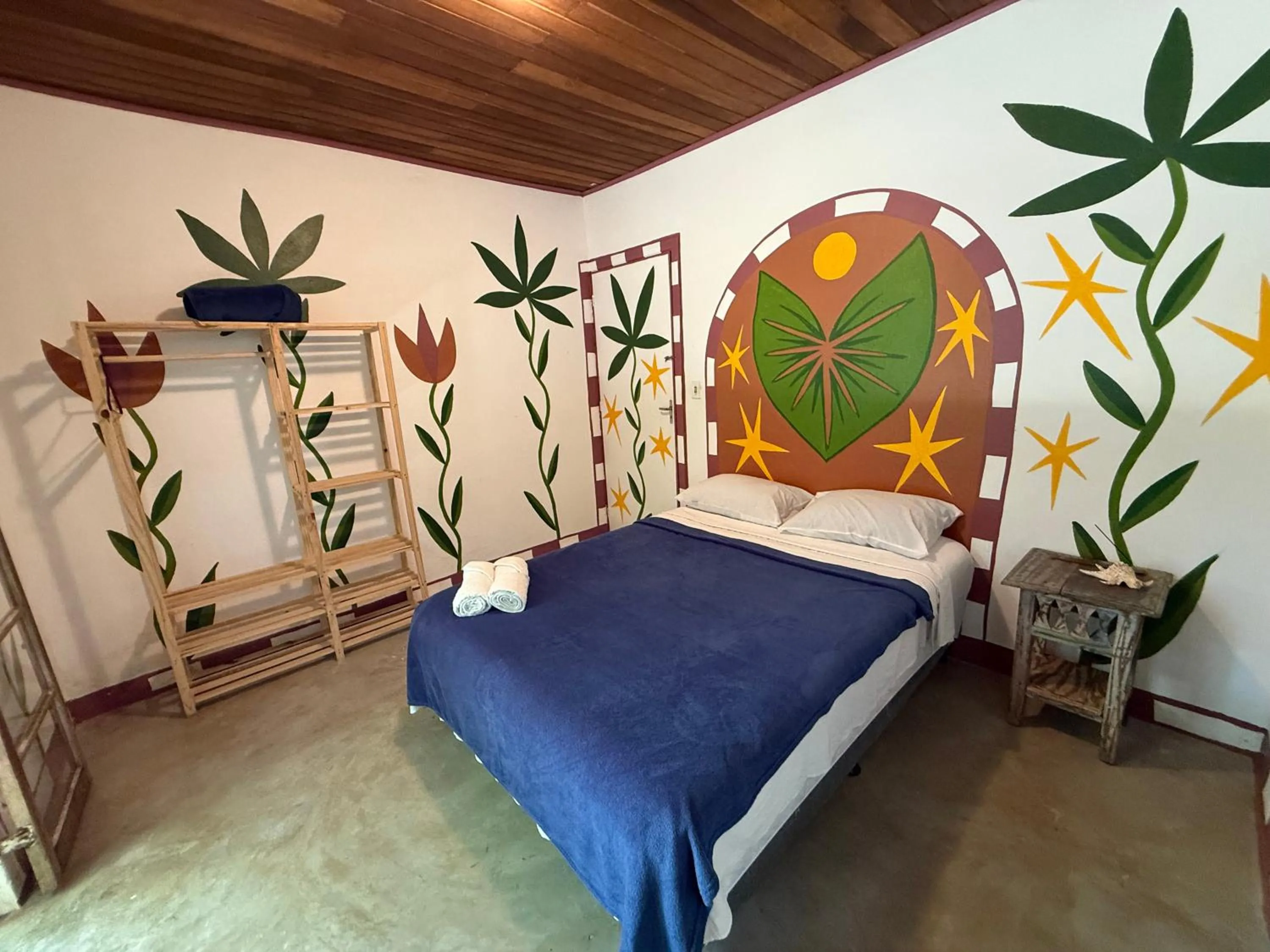 Photo of the whole room, Bed in Sambaqui Hostel