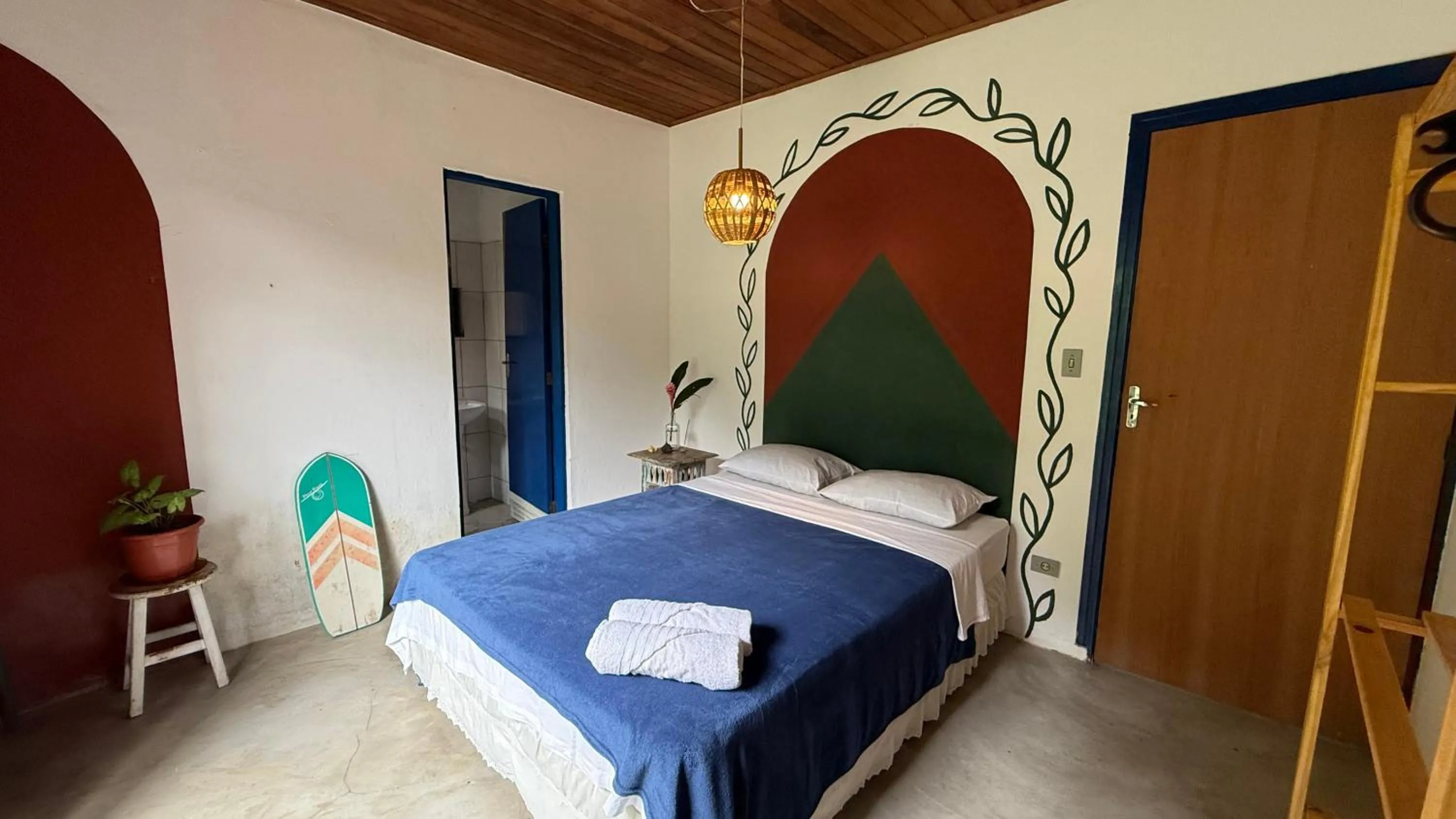 Photo of the whole room, Bed in Sambaqui Hostel