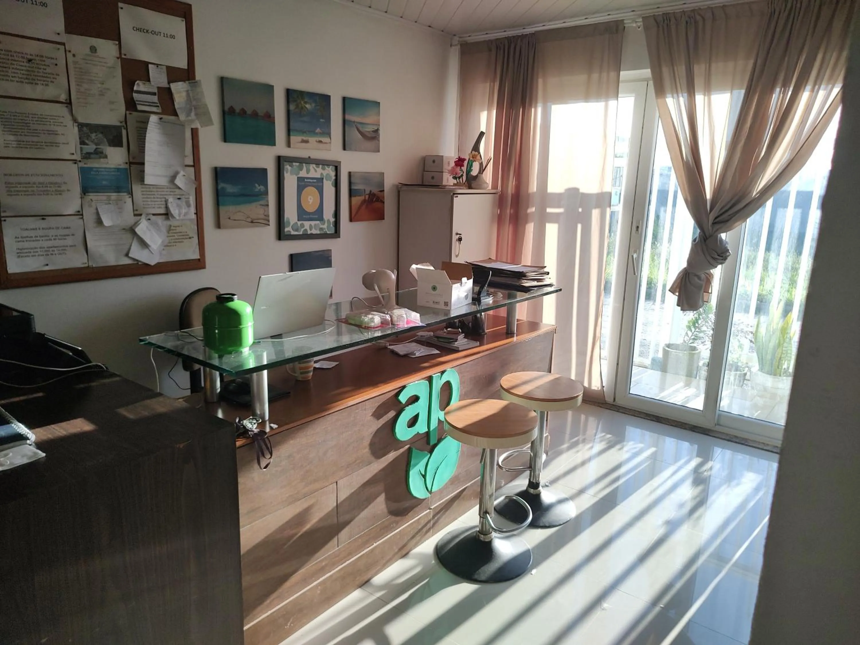 Lobby or reception in Airport Pousada