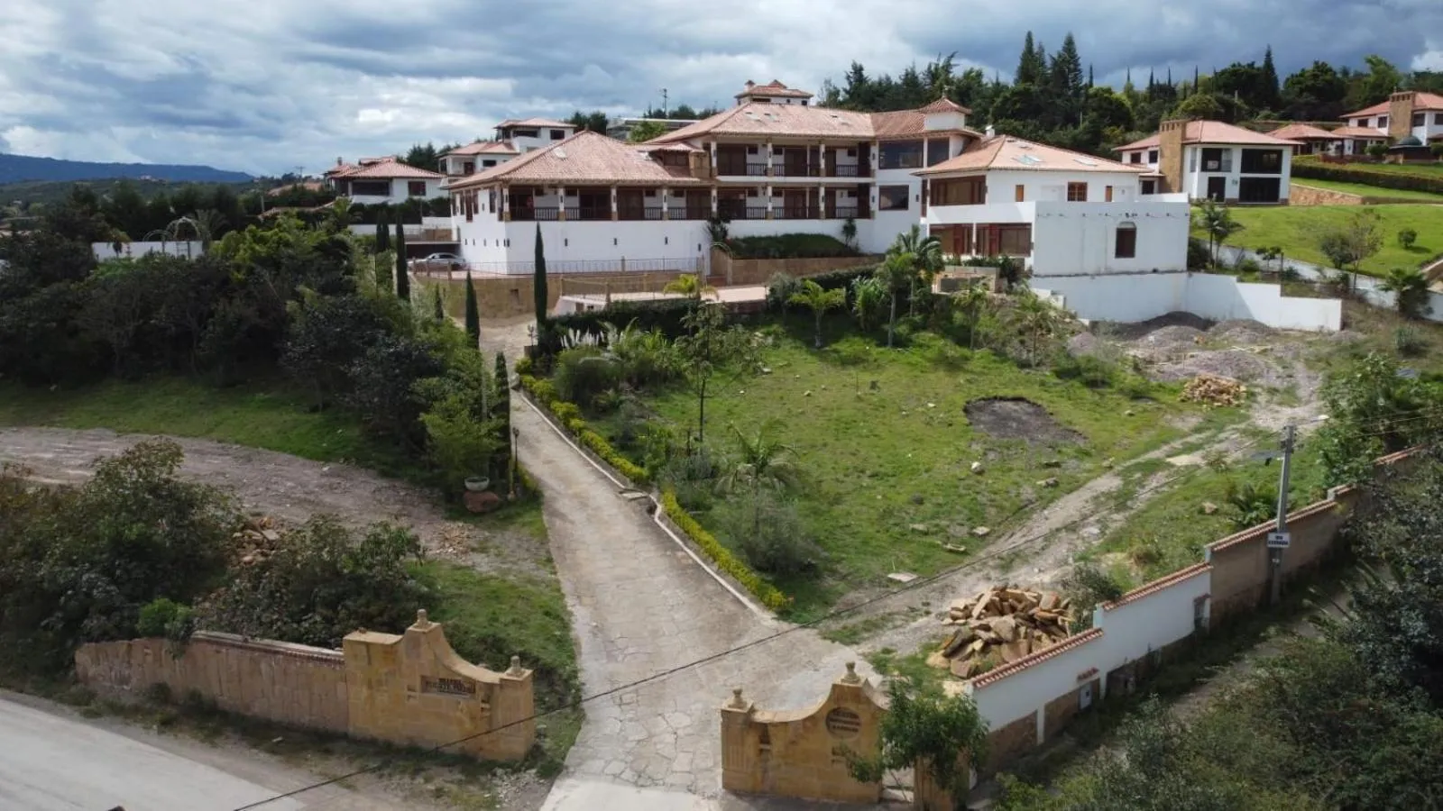Spring in Hotel Puente Piedra
