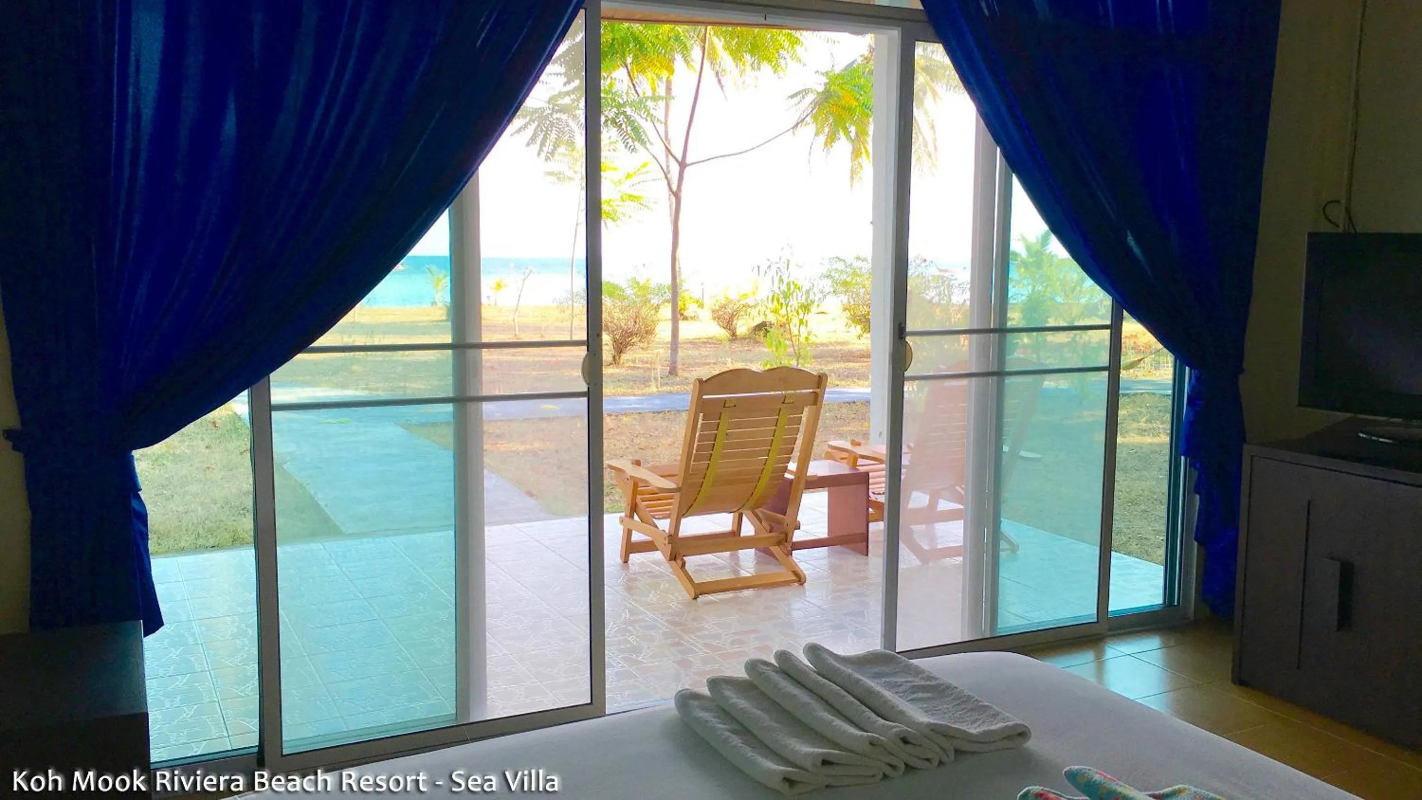 Balcony/Terrace in Koh Mook Riviera Beach Resort