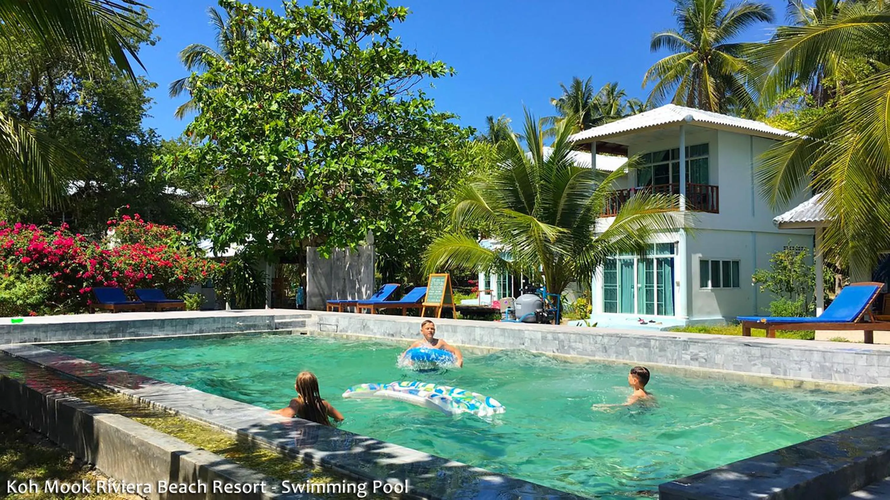 Swimming pool in Koh Mook Riviera Beach Resort