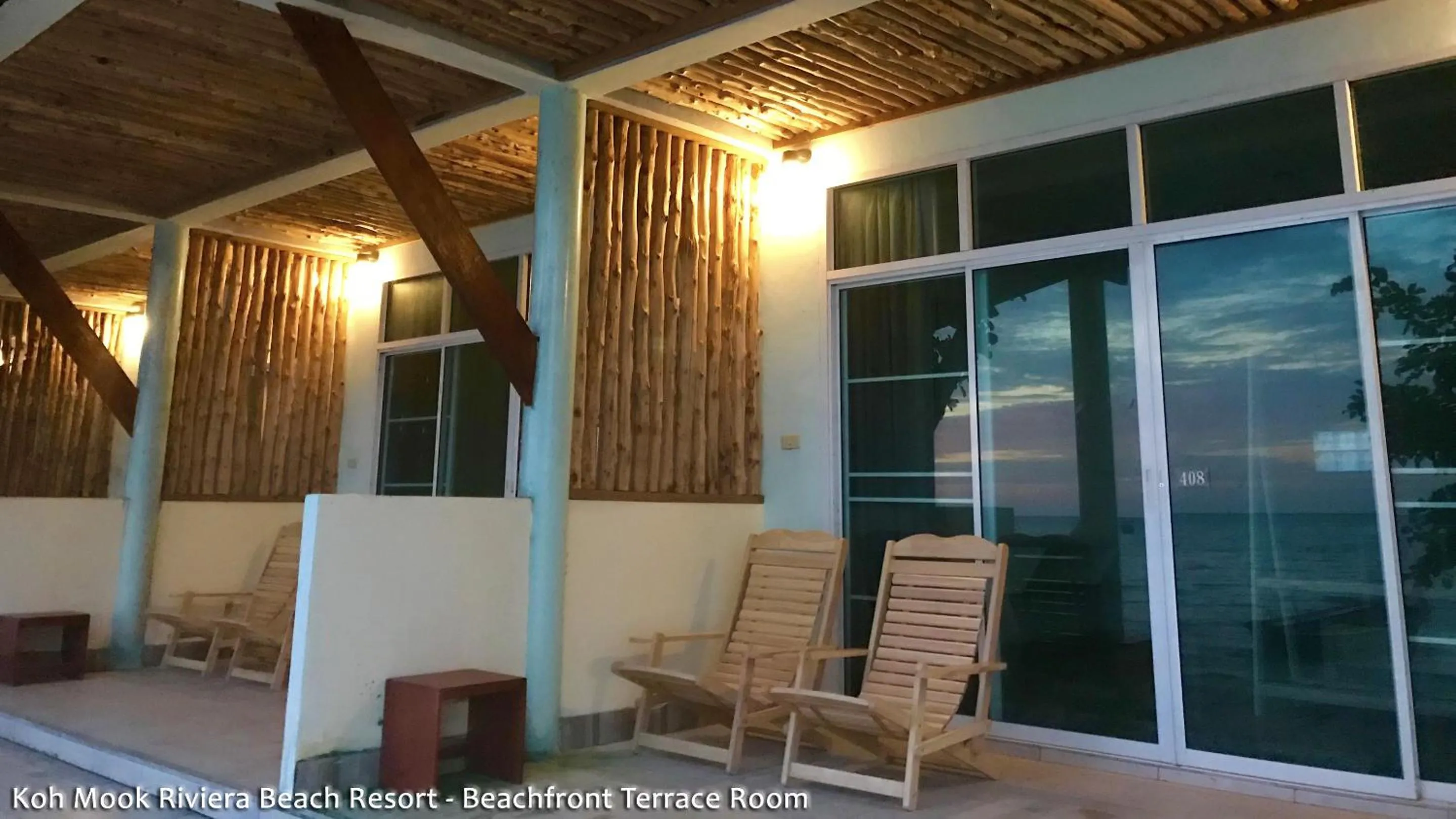 Balcony/Terrace in Koh Mook Riviera Beach Resort
