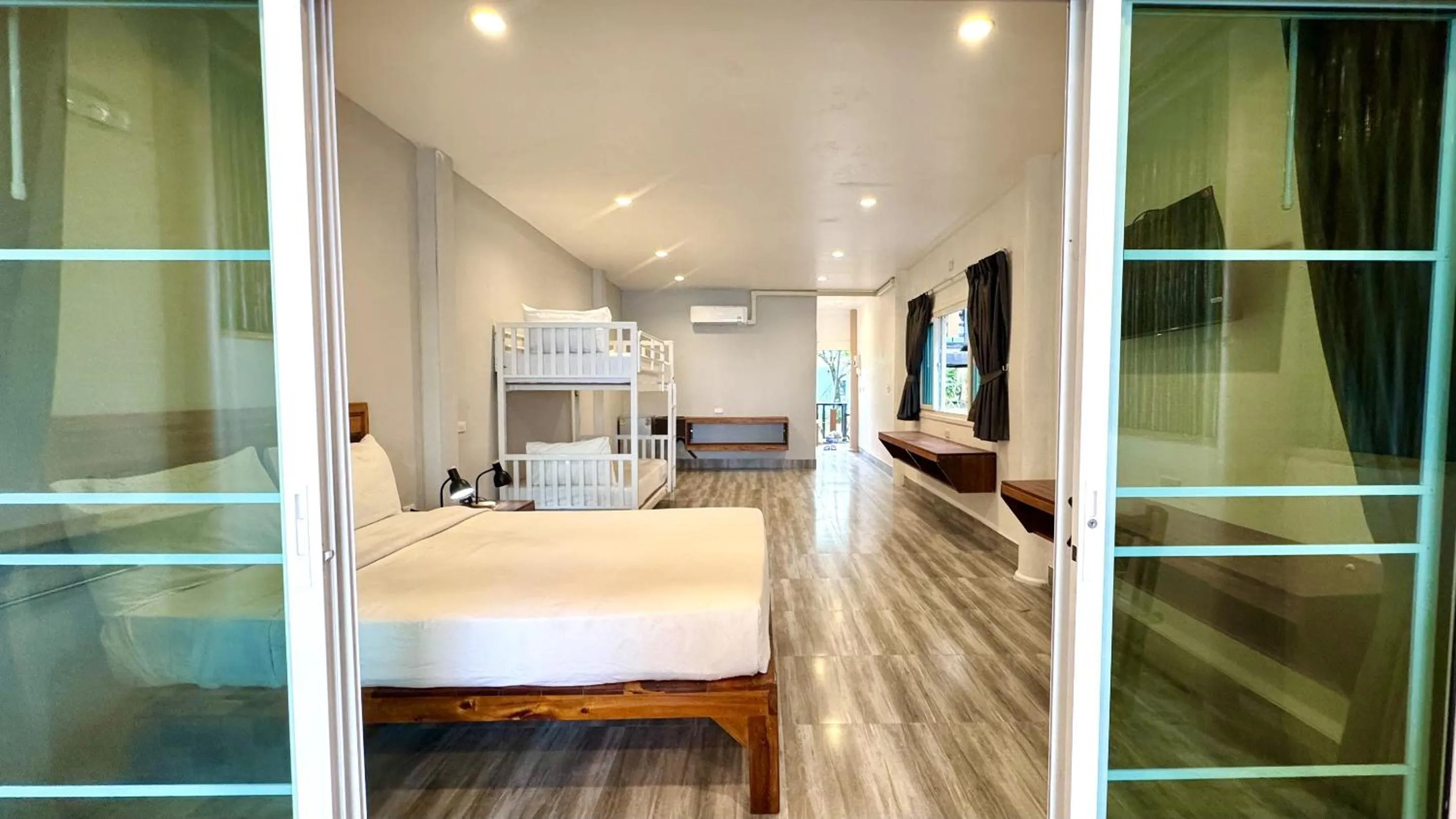 Photo of the whole room, Bed in Koh Mook Riviera Beach Resort