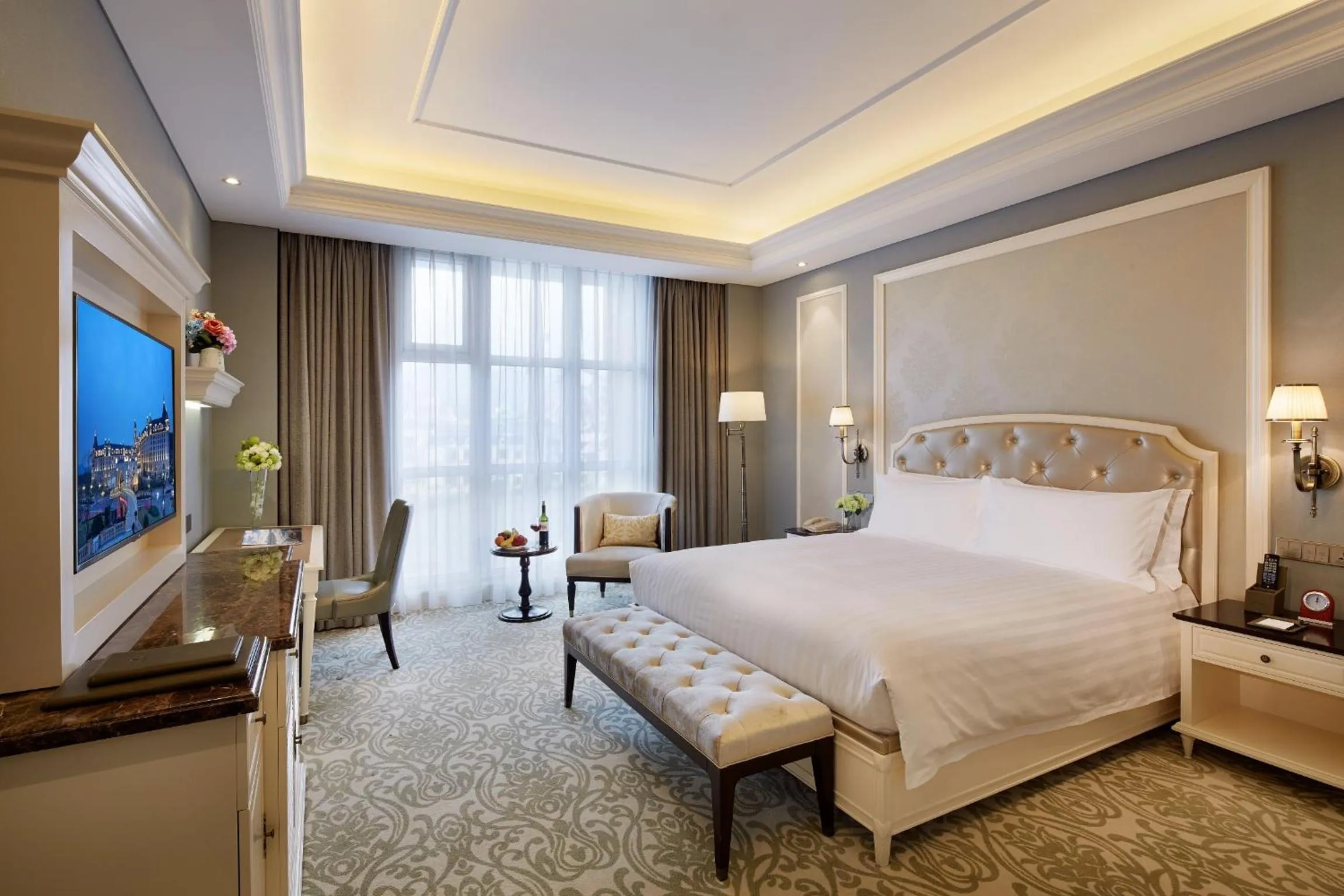 Bedroom in Yinrun Jinjiang Castle Hotel