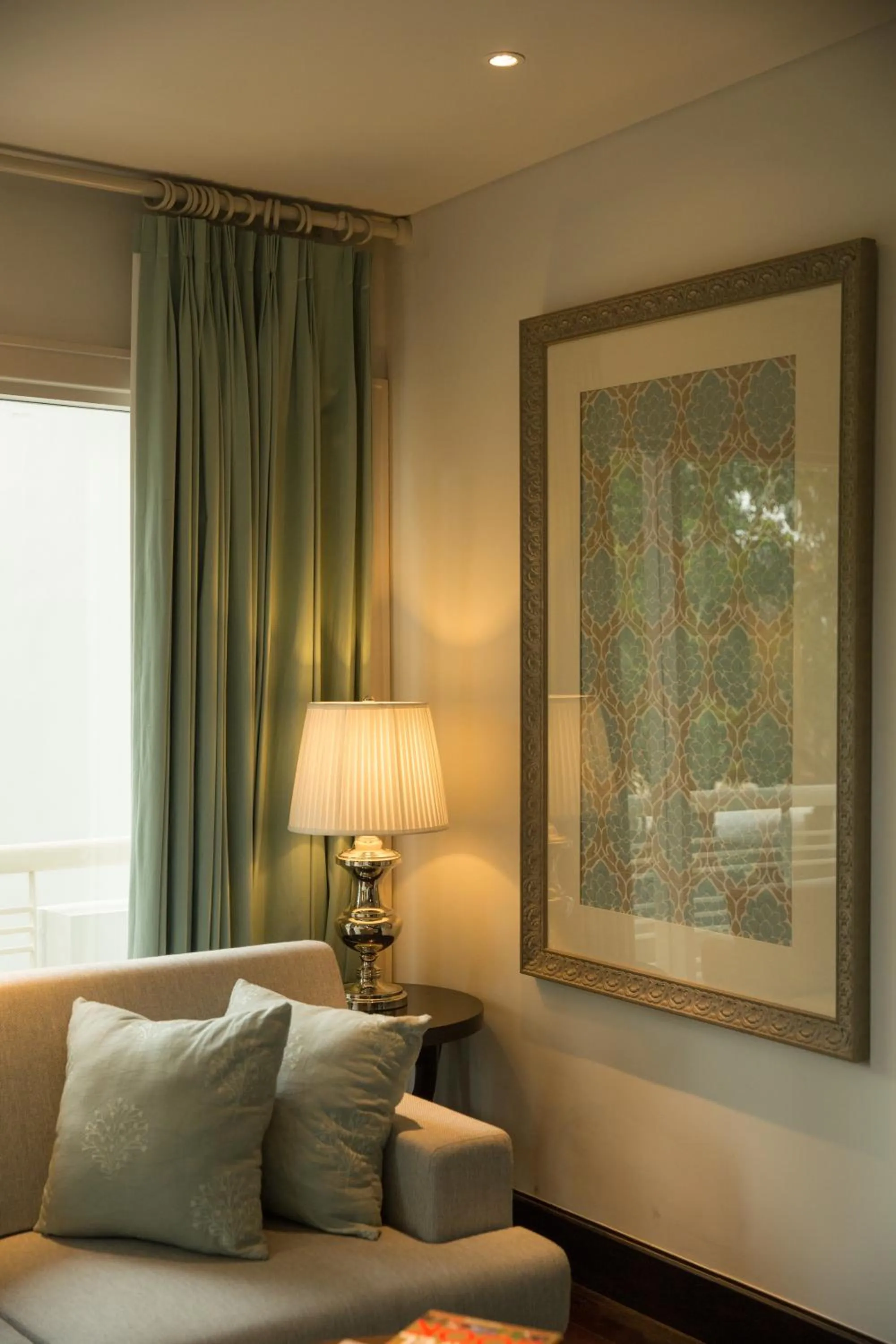 Day in The Shalimar Boutique Hotel