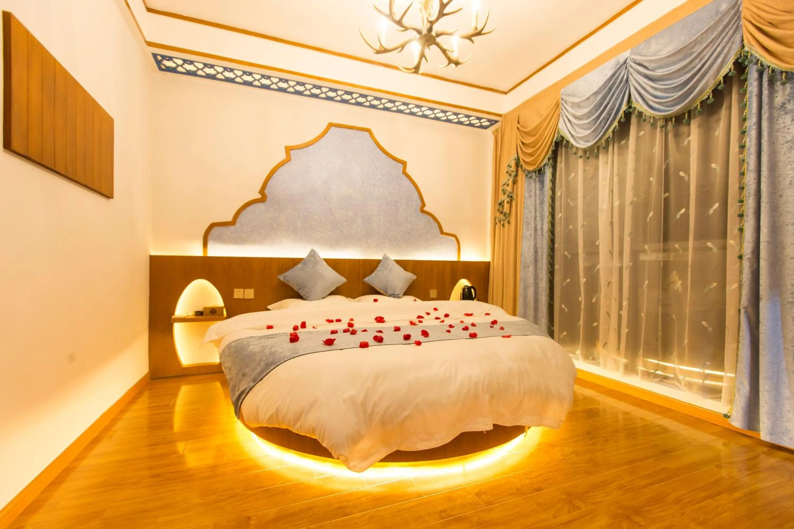 Photo of the whole room, Bed in Edinburgh Hostel