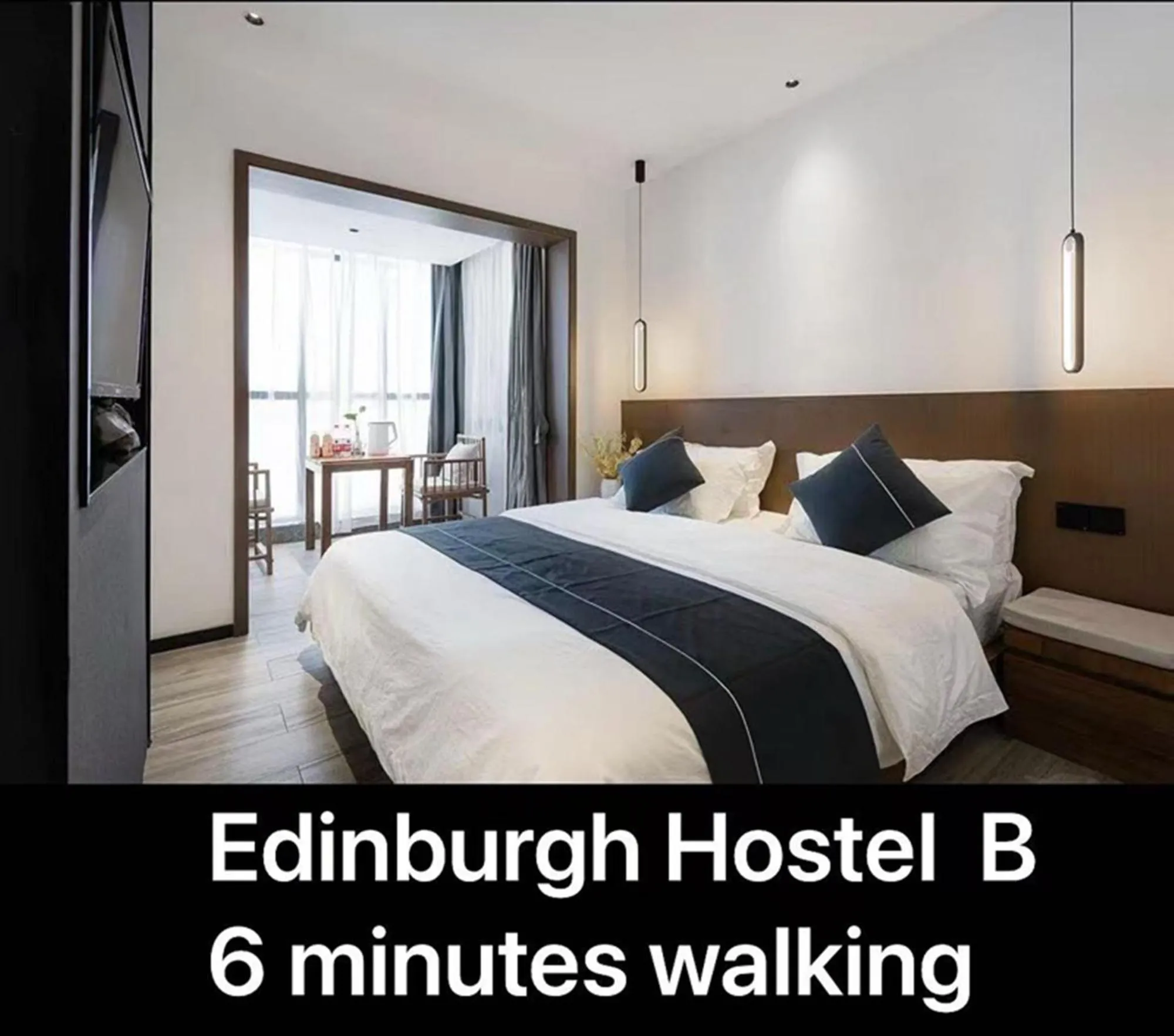 Bed in Edinburgh Hostel