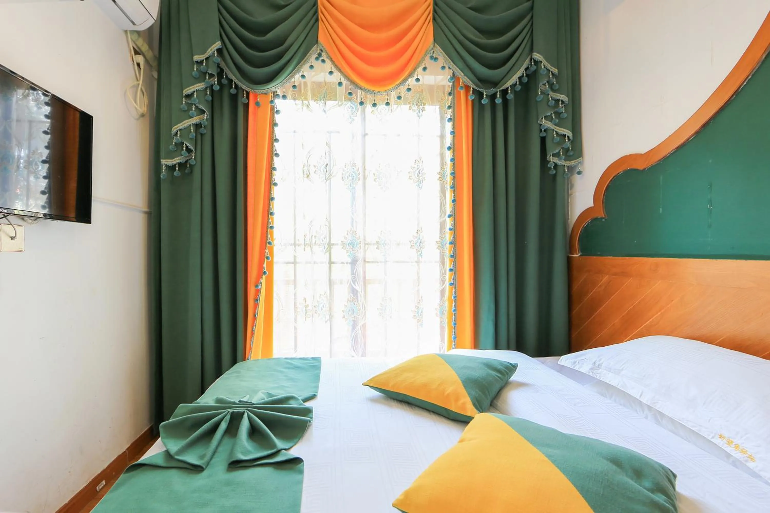 Bedroom, Bed in Edinburgh Hostel