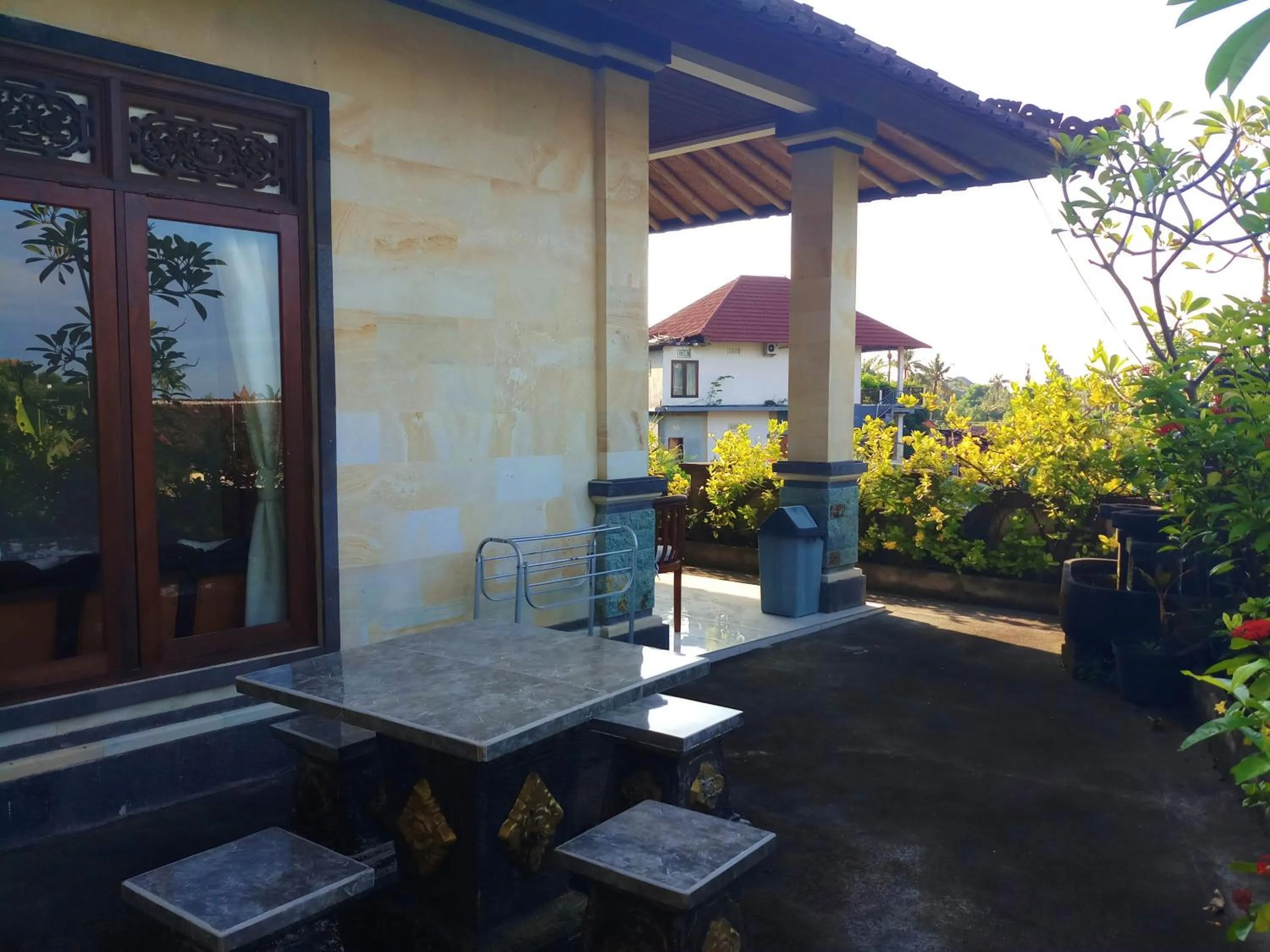 Seating area in Rumah Wayans Lipah