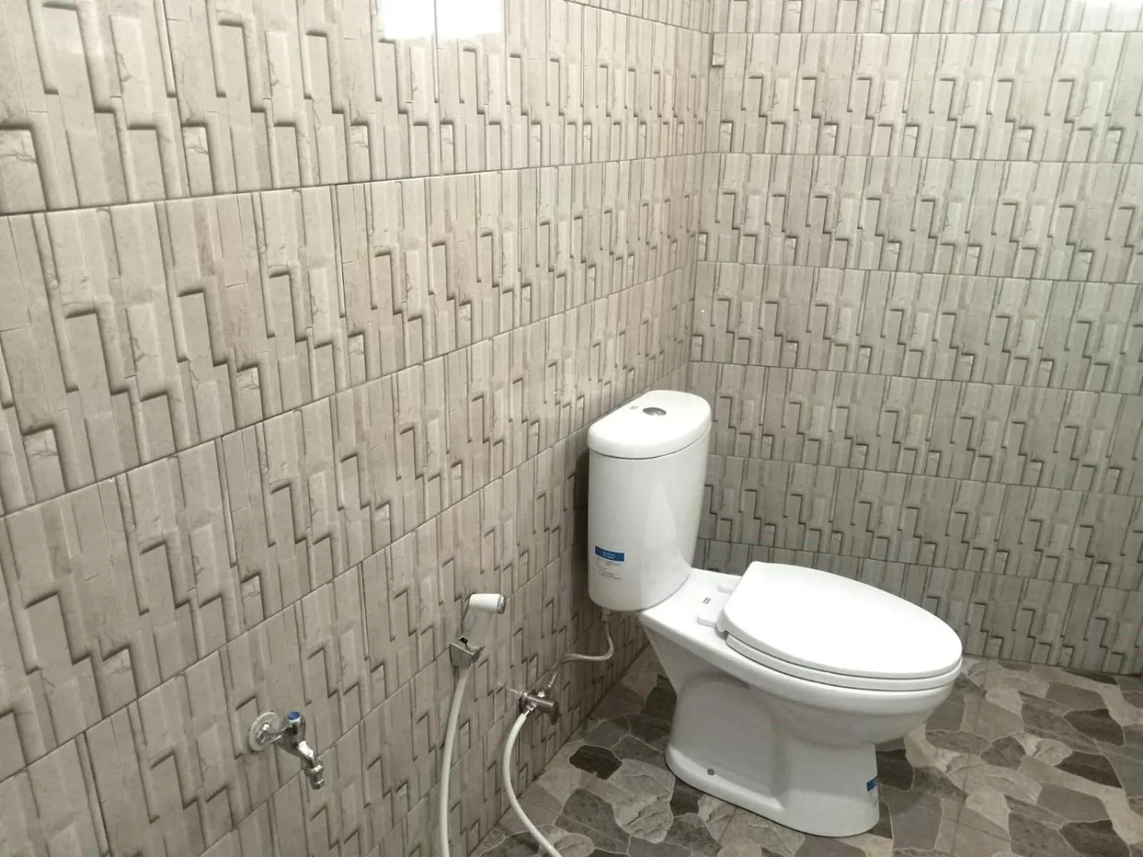 Toilet in Rumah Wayans Lipah
