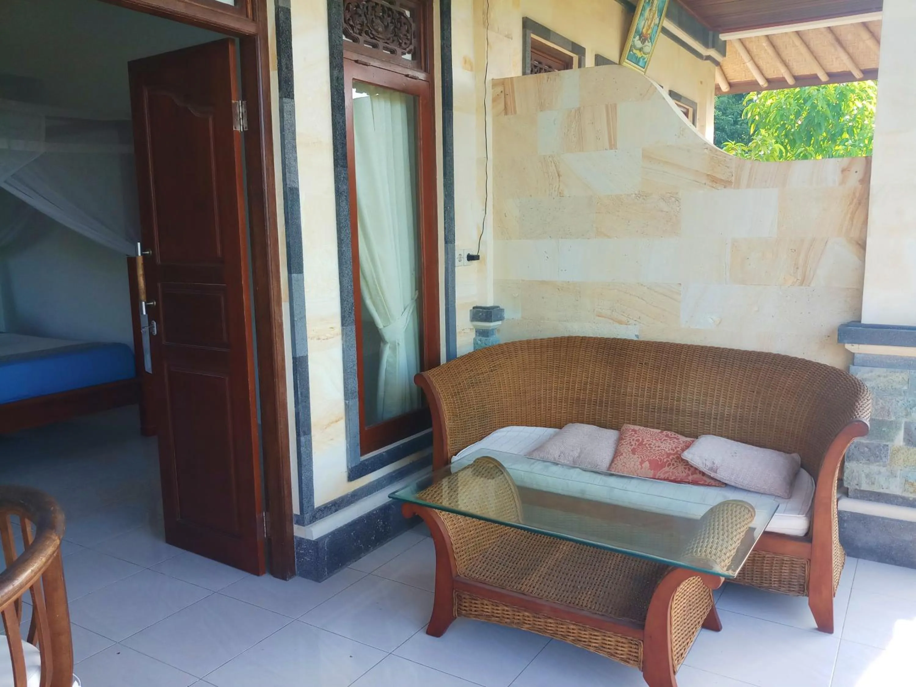 Patio, Bed in Rumah Wayans Lipah