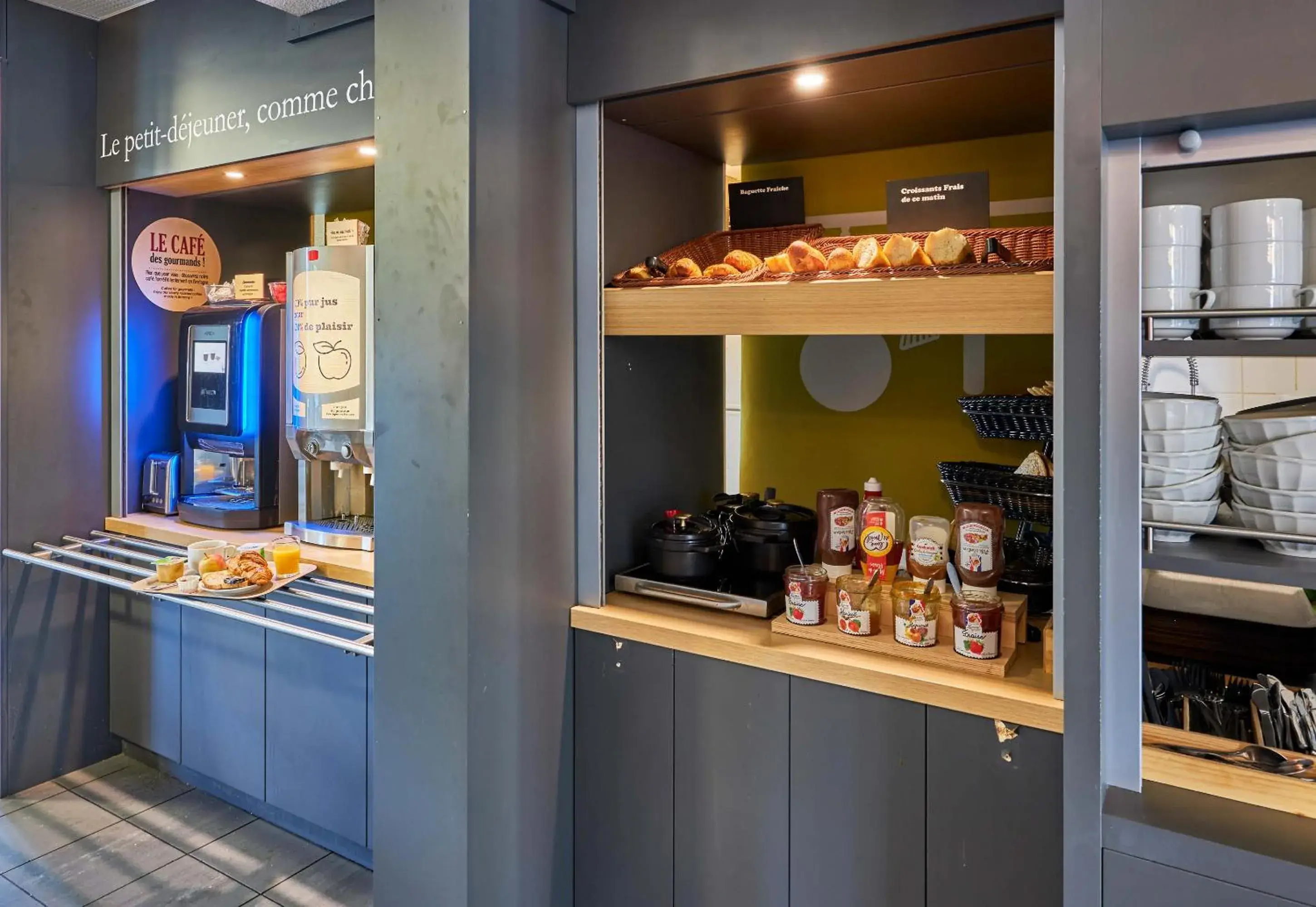 Breakfast in B&B HOTEL Cherbourg Breakfast in B&B HOTEL Cherbourg