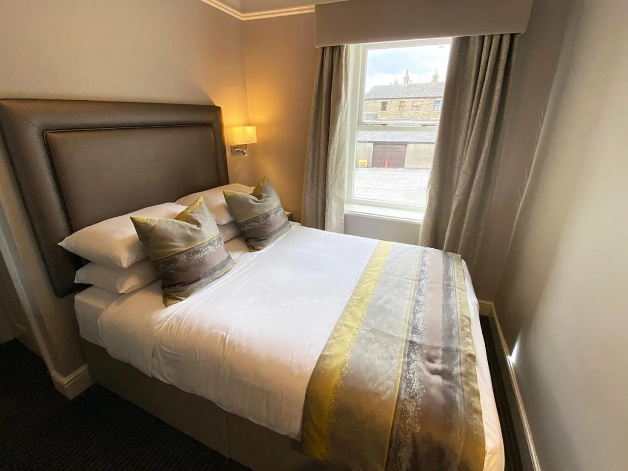 Bedroom, Bed in Cubley Hall