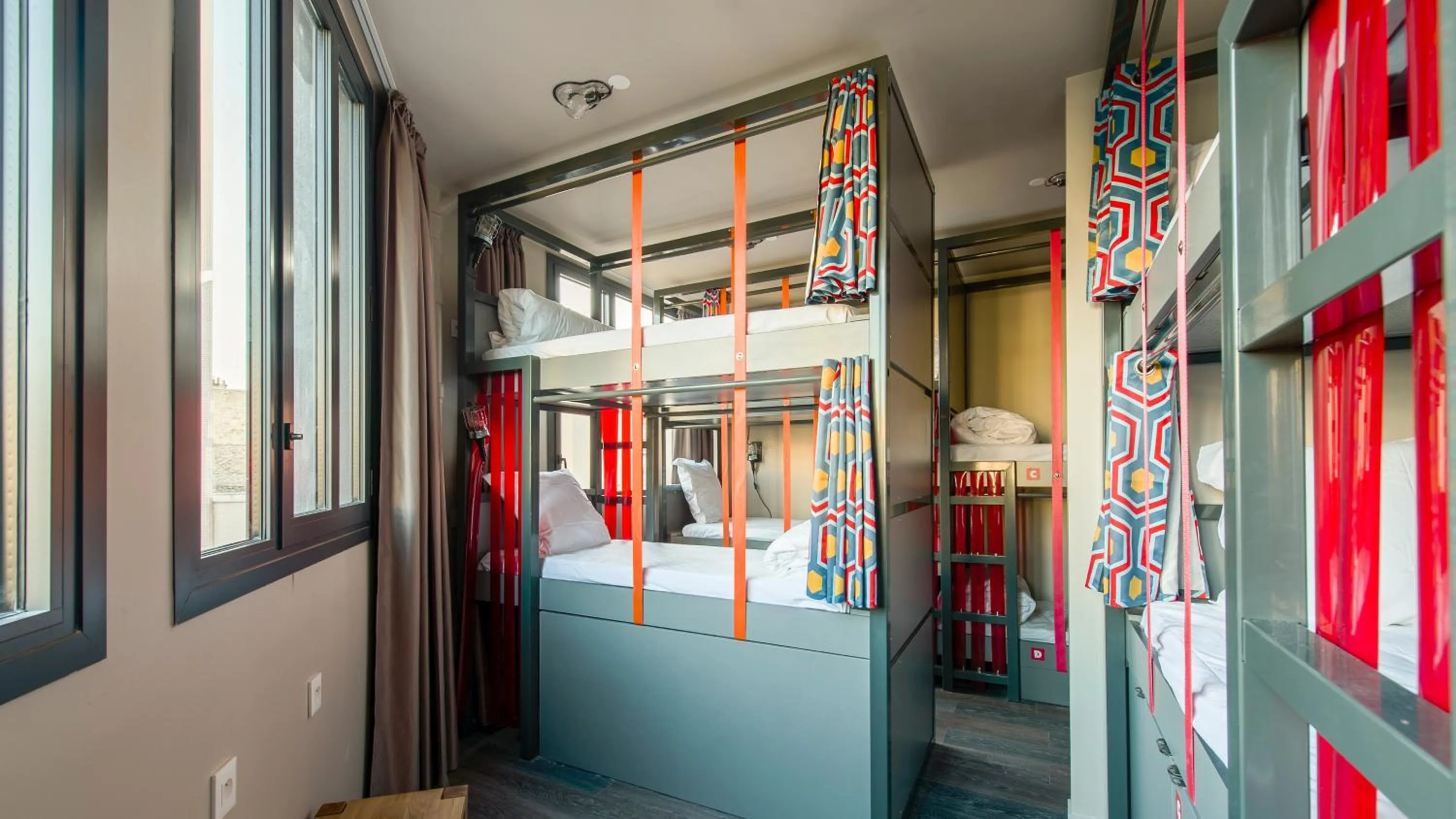 Bedroom, Bed in The People Paris Belleville