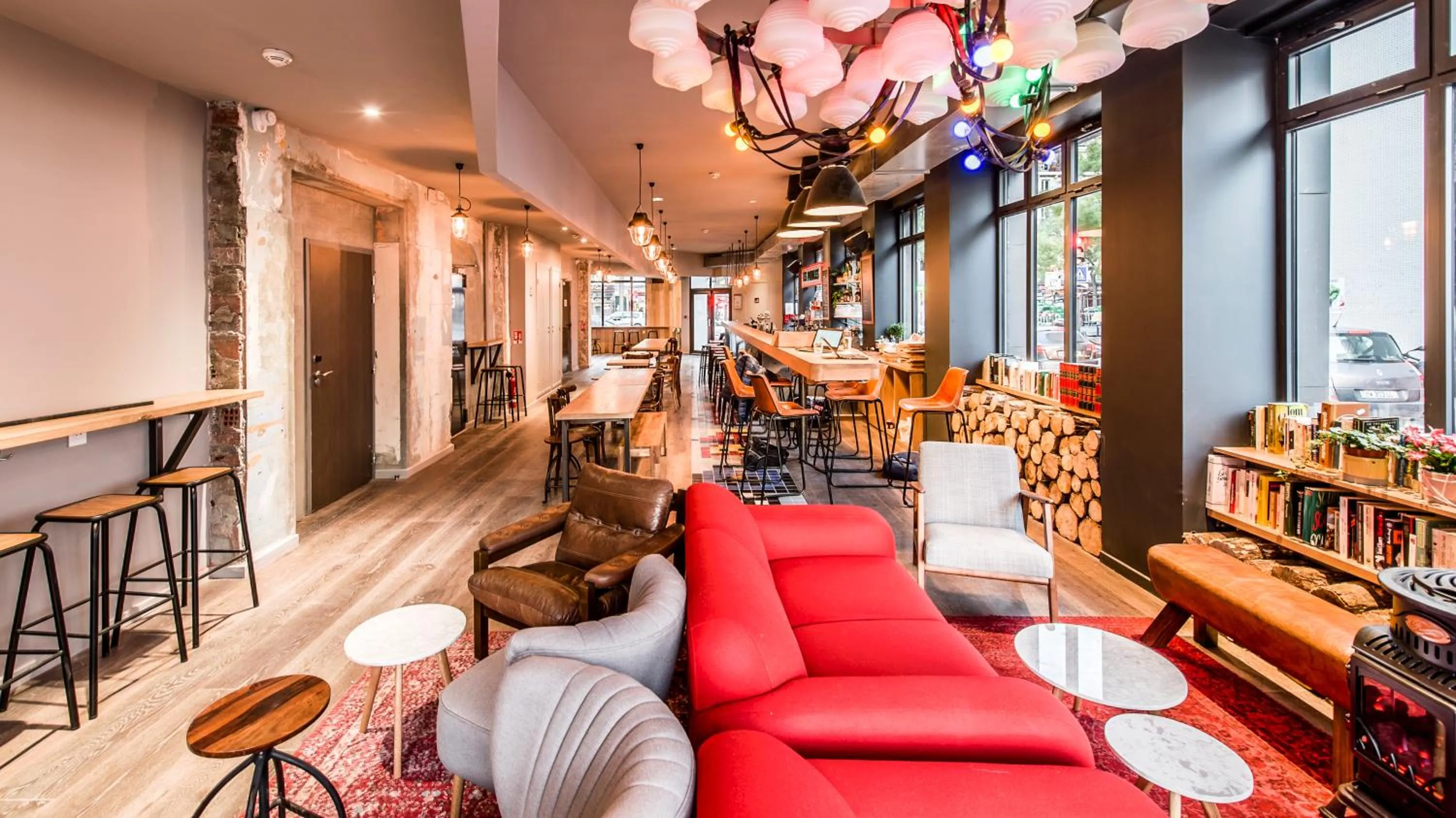 Restaurant/places to eat in The People Paris Belleville