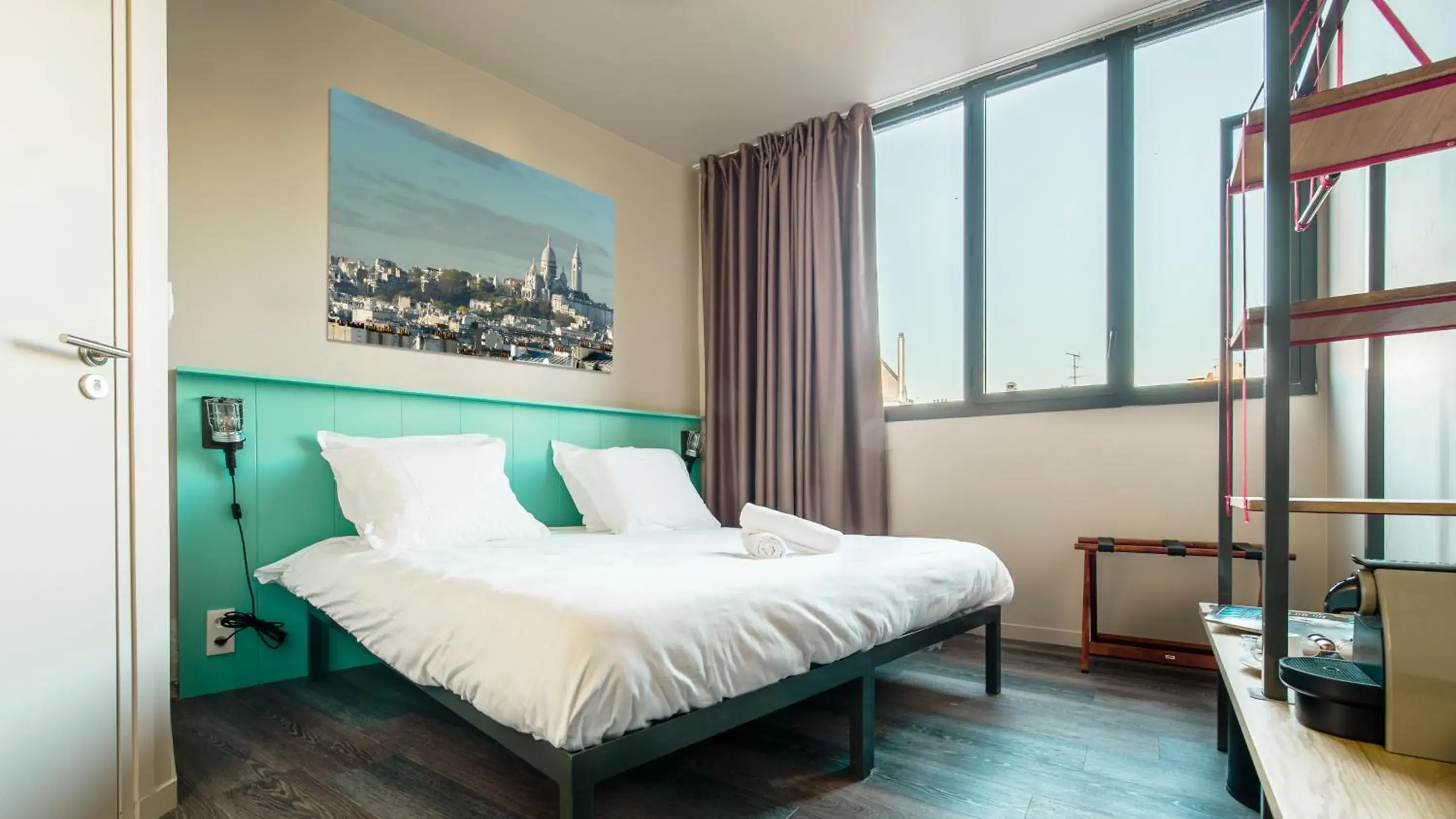 Bed in The People Paris Belleville Bed in The People Paris Belleville