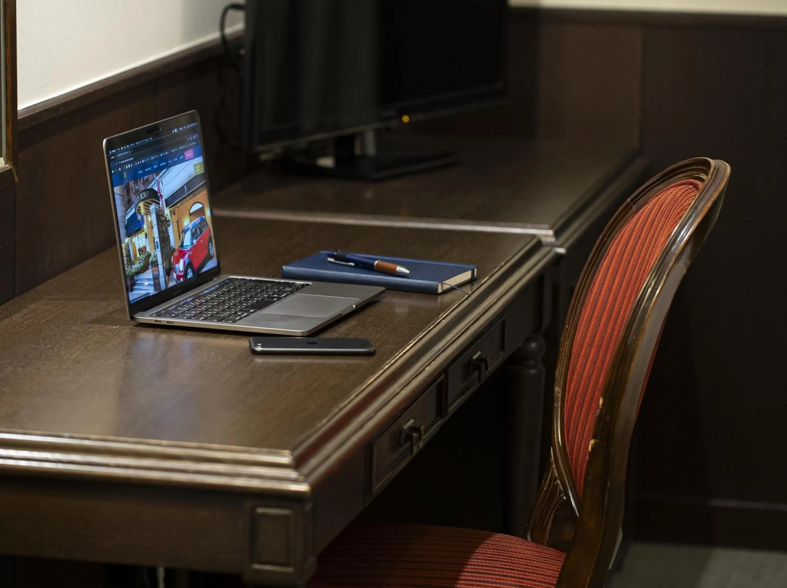 Photo of the whole room in Kobe Tor Road Hotel Sanraku