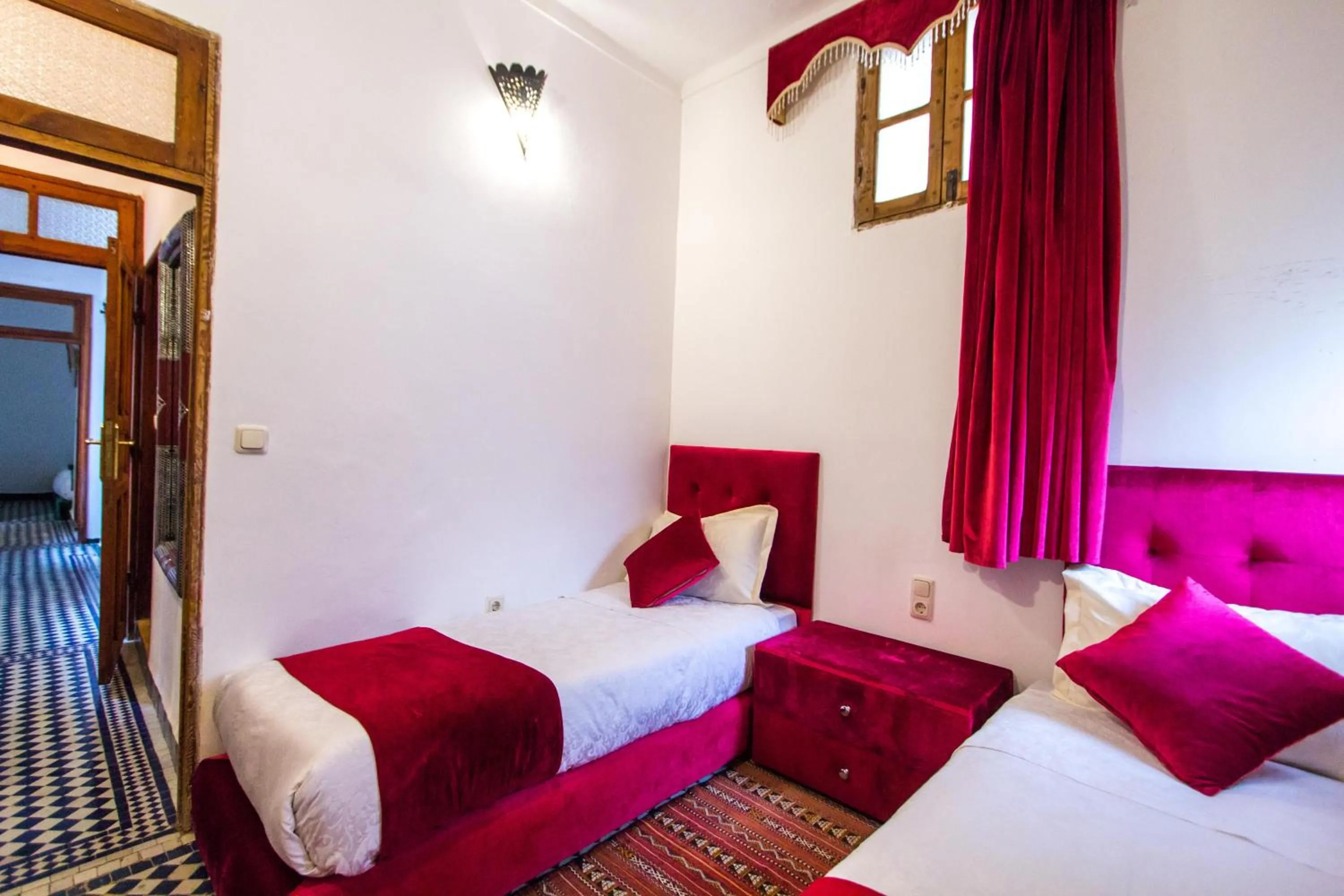 Bed in Riad Dar Bab Guissa