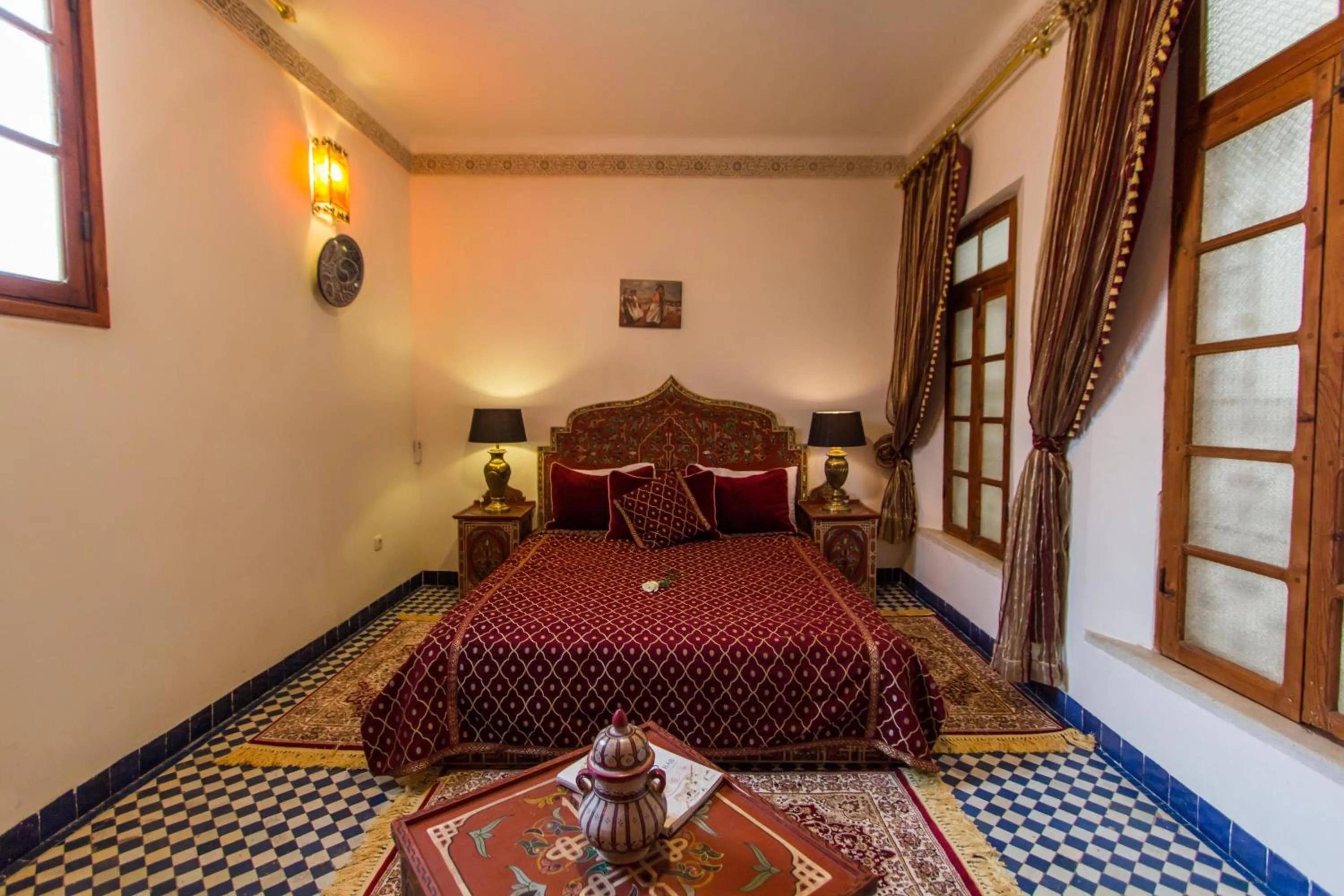 Bedroom, Bed in Riad Dar Bab Guissa