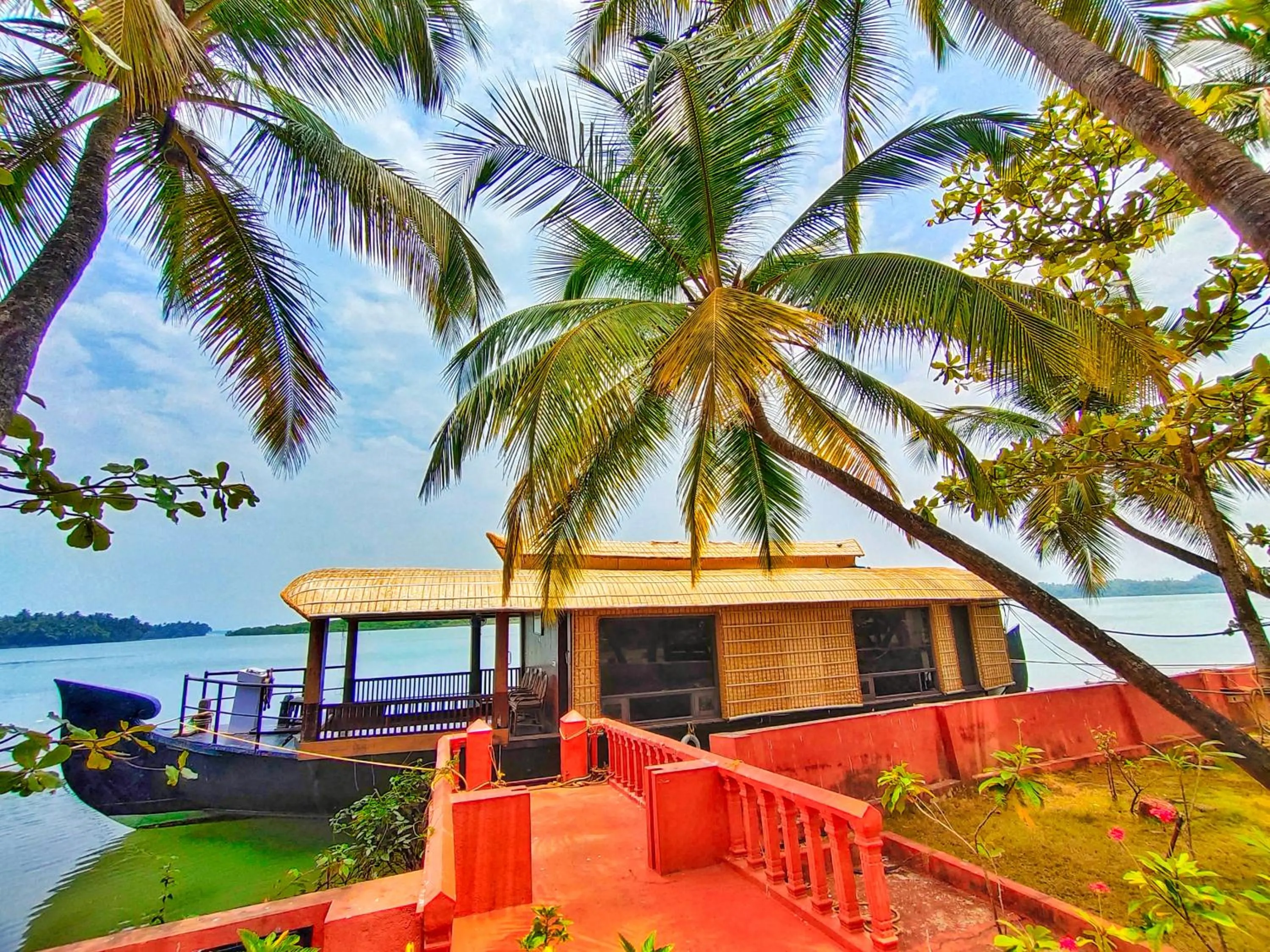 Property building in Paradise Lagoon