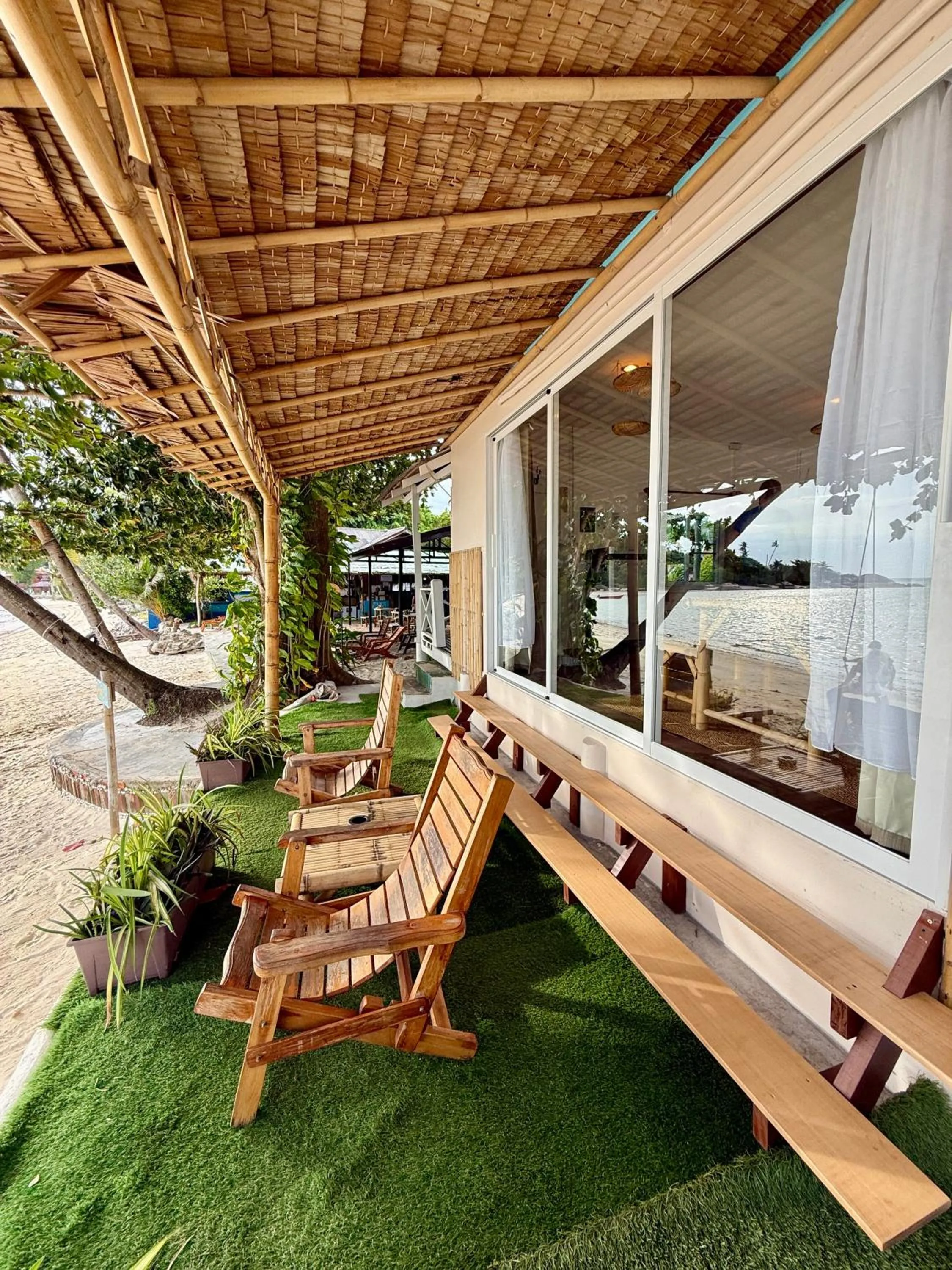 Balcony/Terrace in Colorful Hut