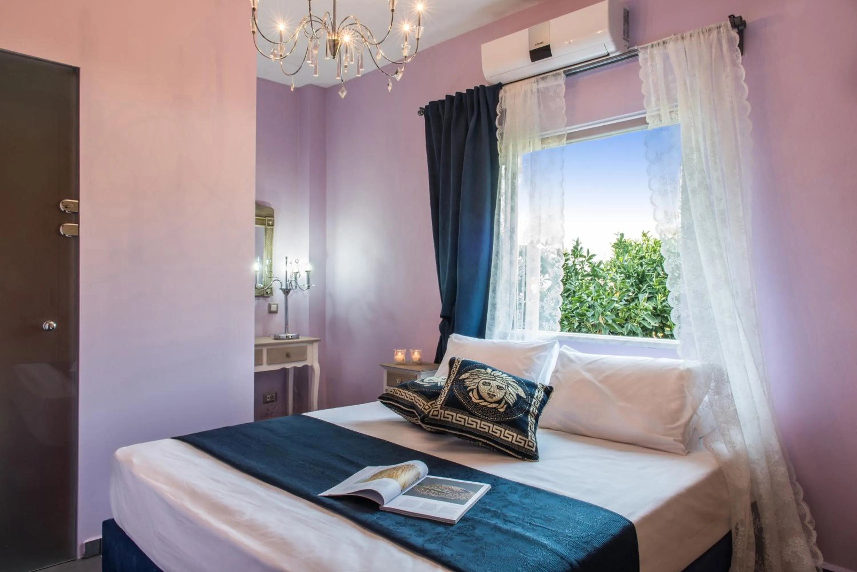 Property building, Bed in Villa Casa di Verde