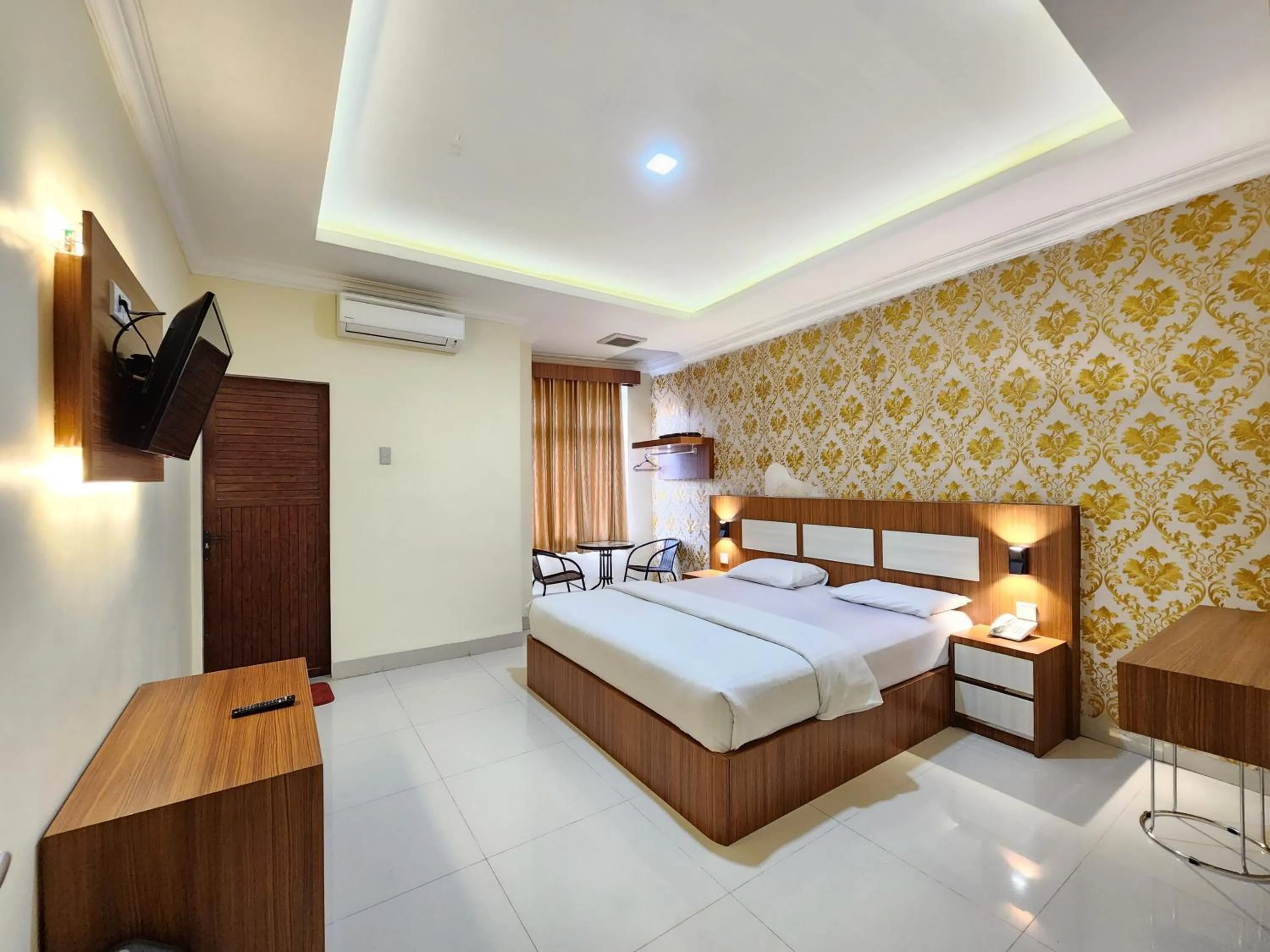 hotel diana