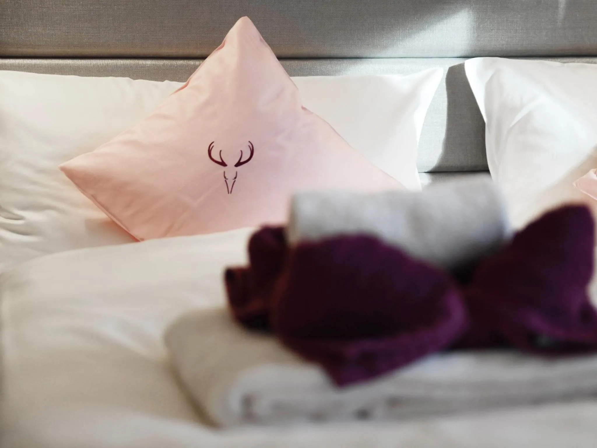 Decorative detail, Bed in Zum Hirschen - hotel & gasthaus beim stöckeler