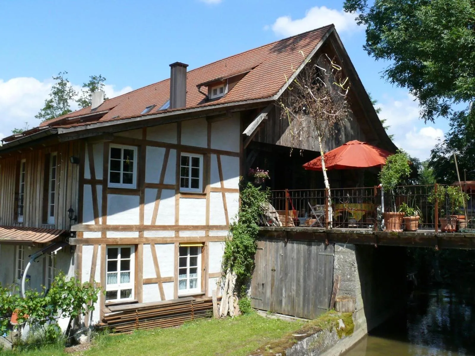 Property building in Alte Wassermühle